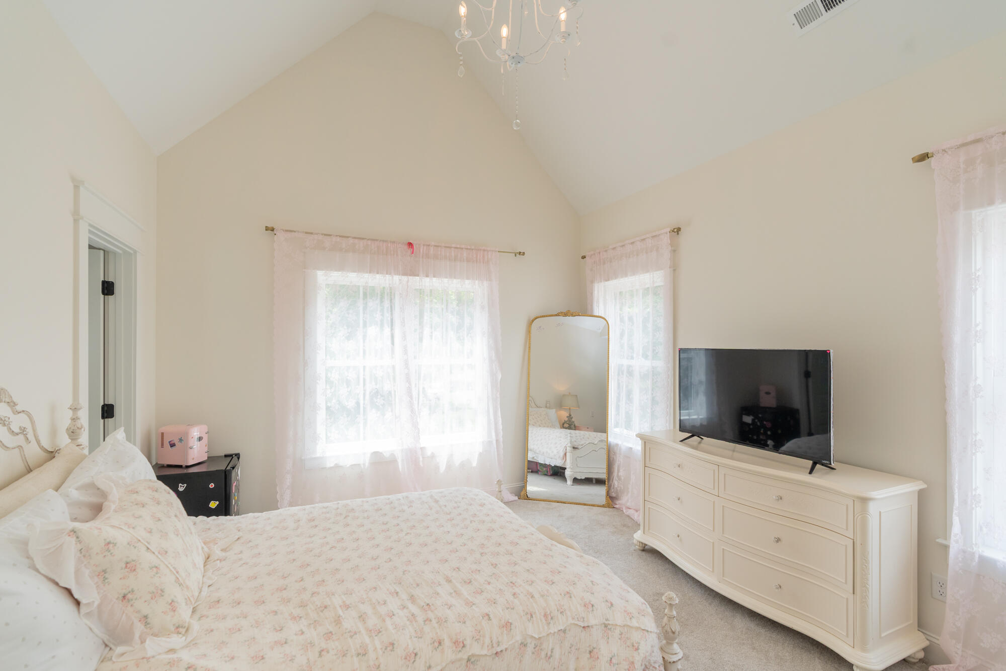 1695 E Boy Scout Road