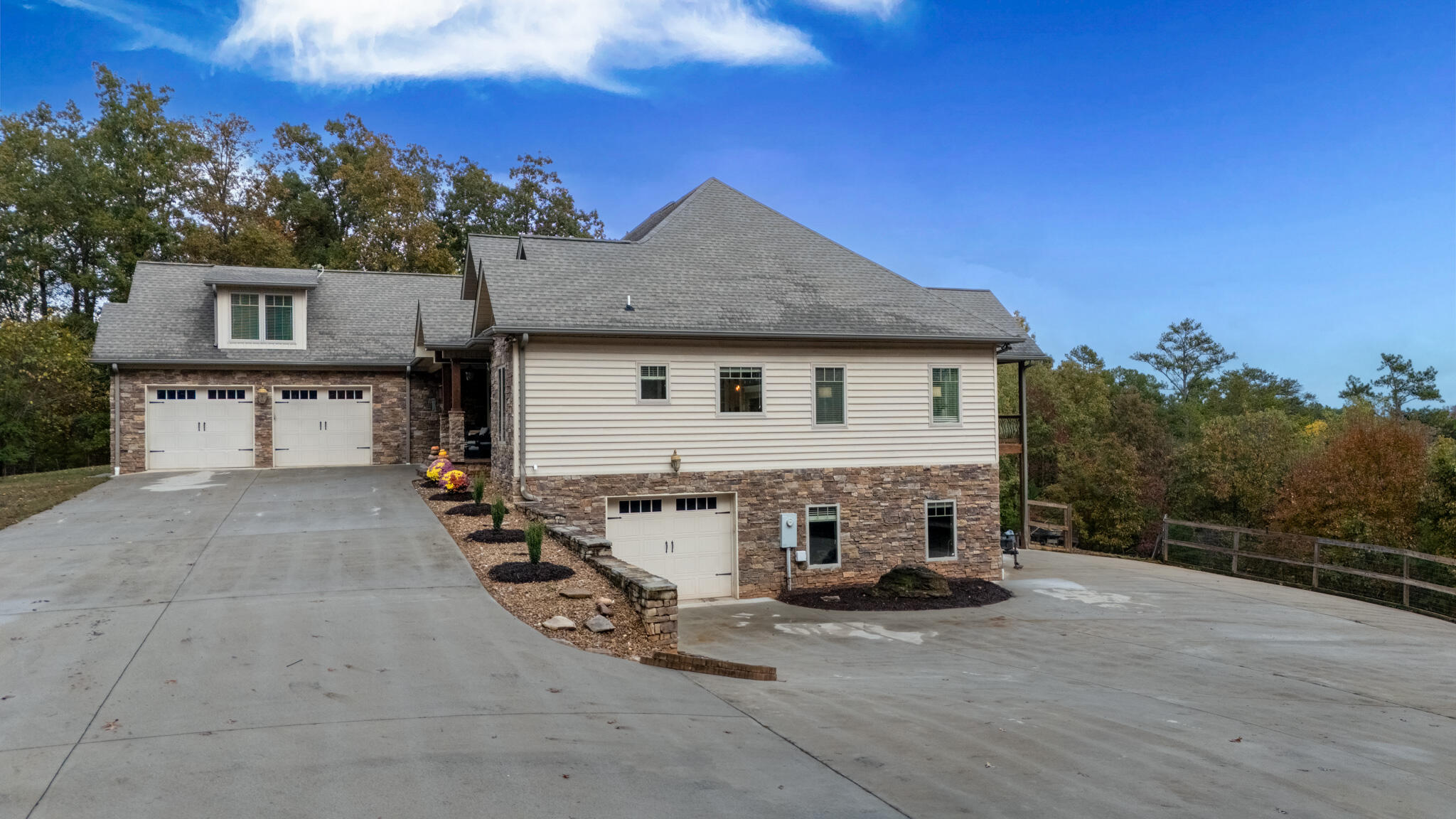 549 Old Bacon Road NE