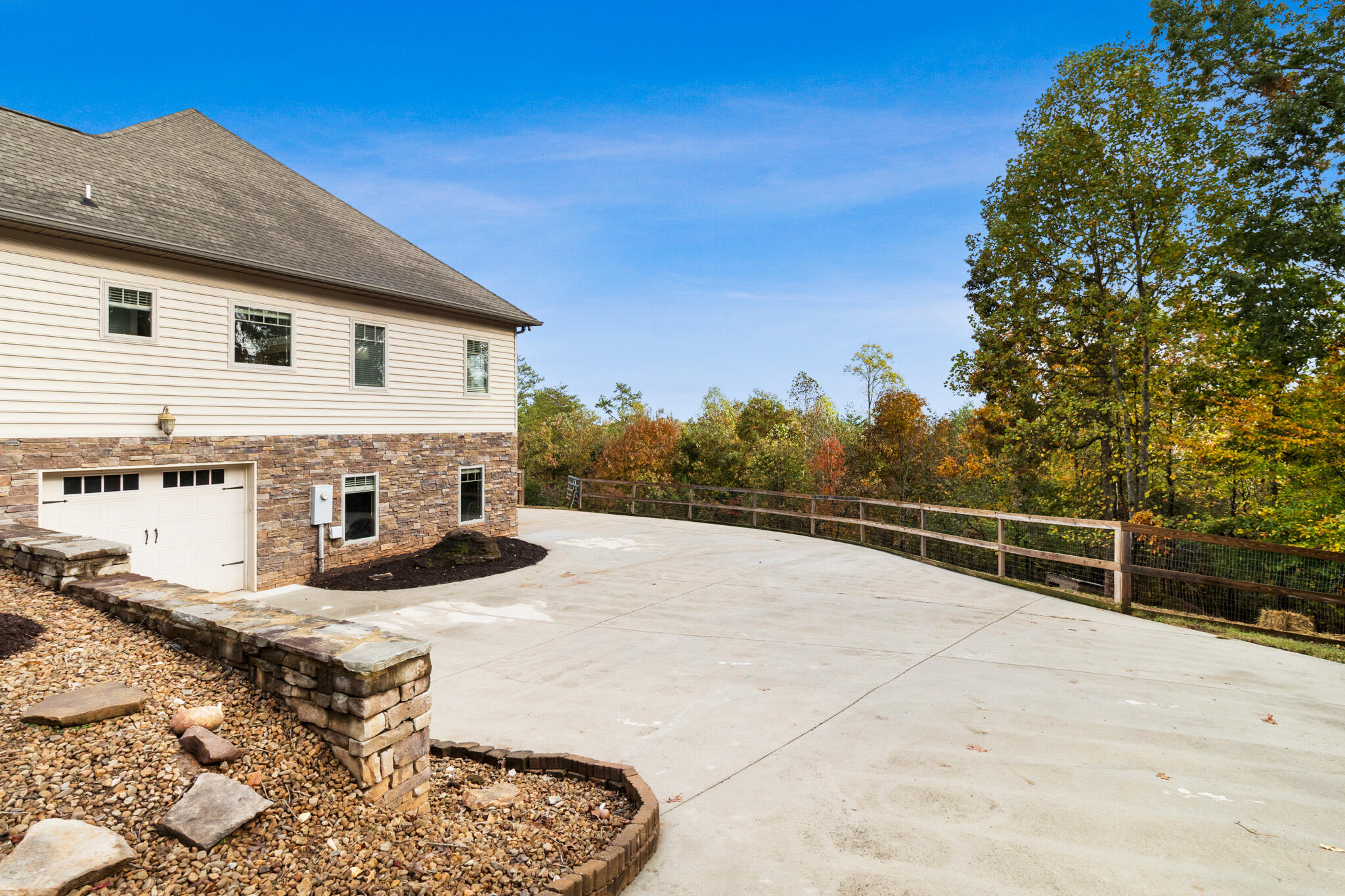 549 Old Bacon Road NE