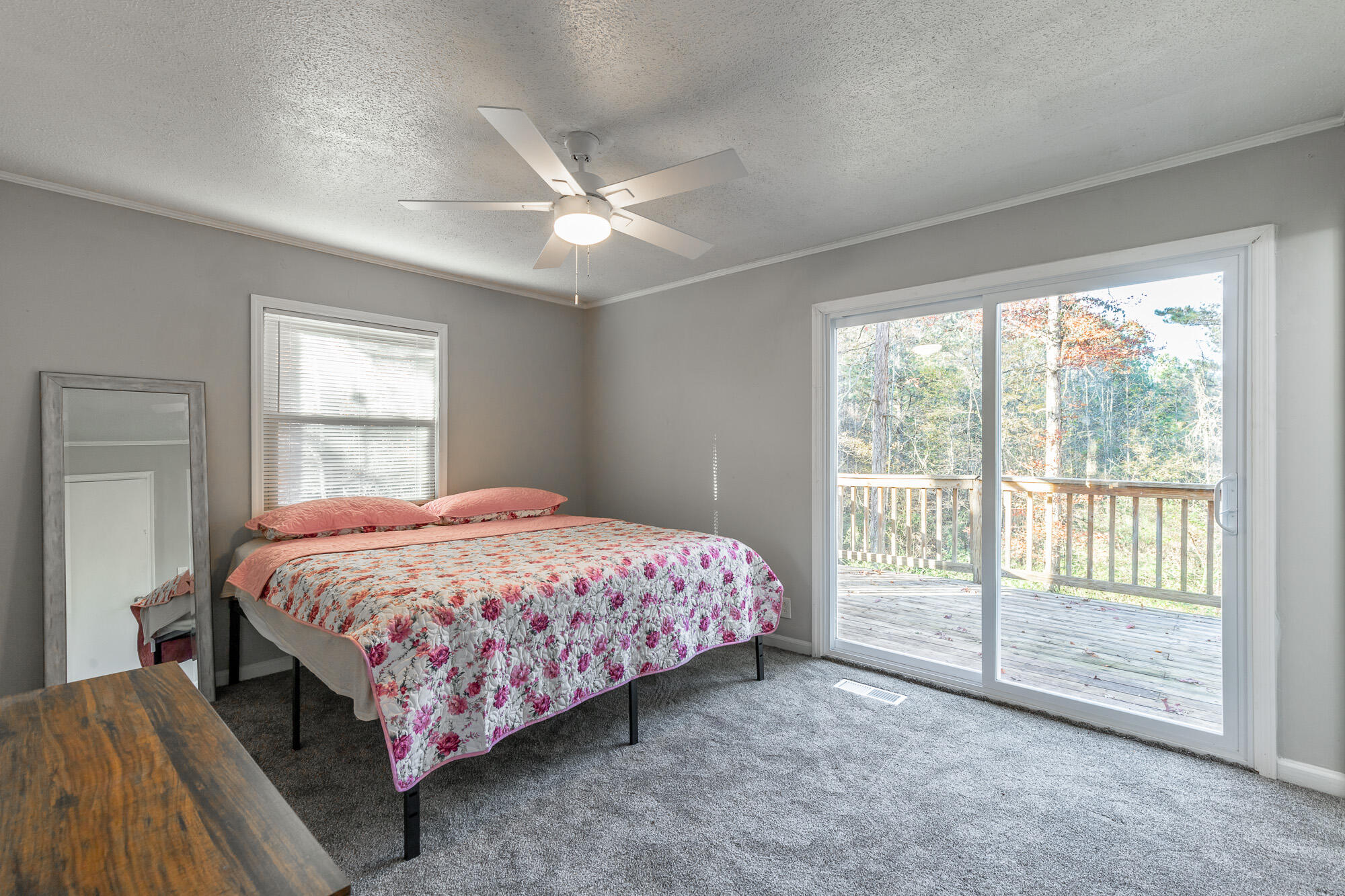 616 Pine Oaks Drive