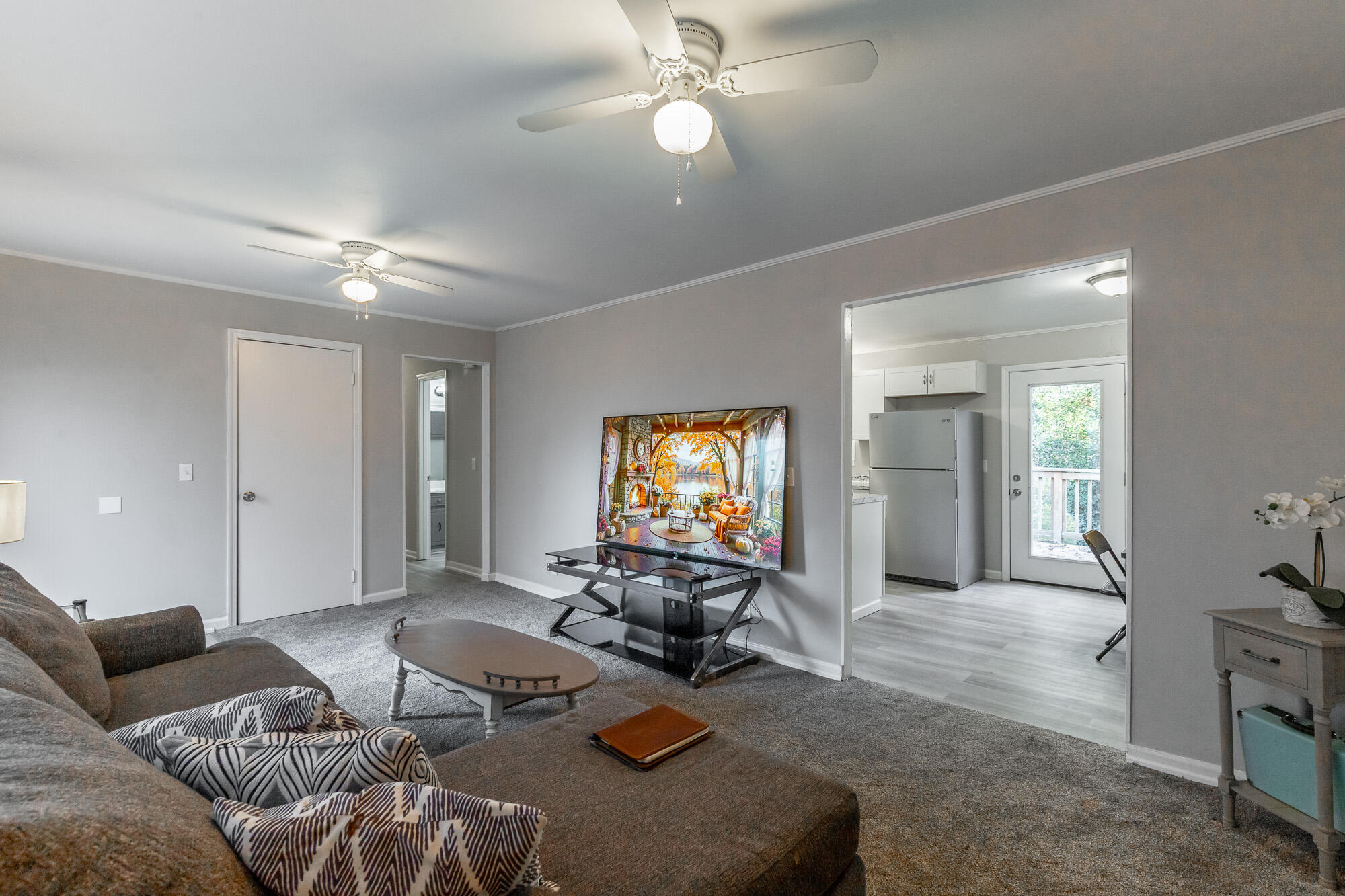 616 Pine Oaks Drive
