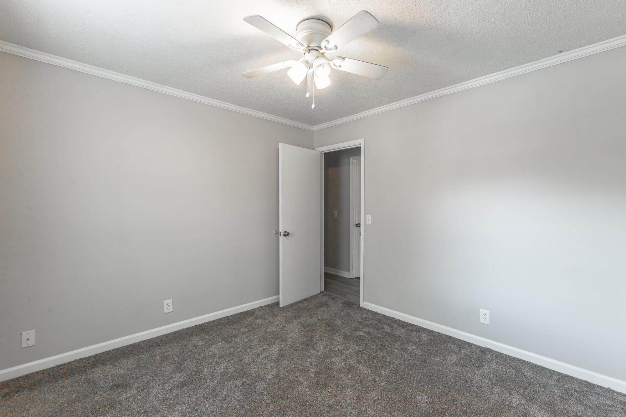 616 Pine Oaks Drive