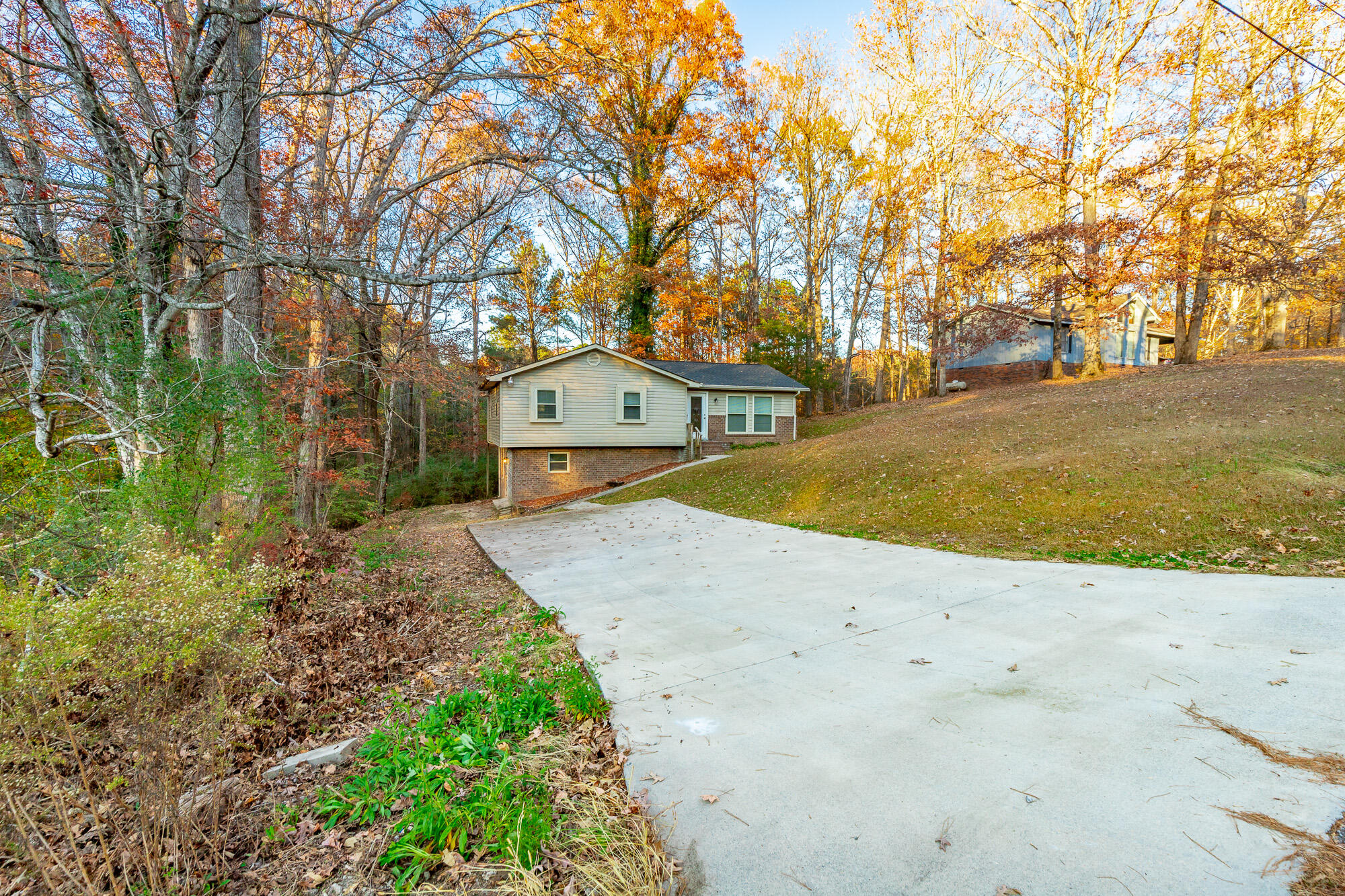 616 Pine Oaks Drive
