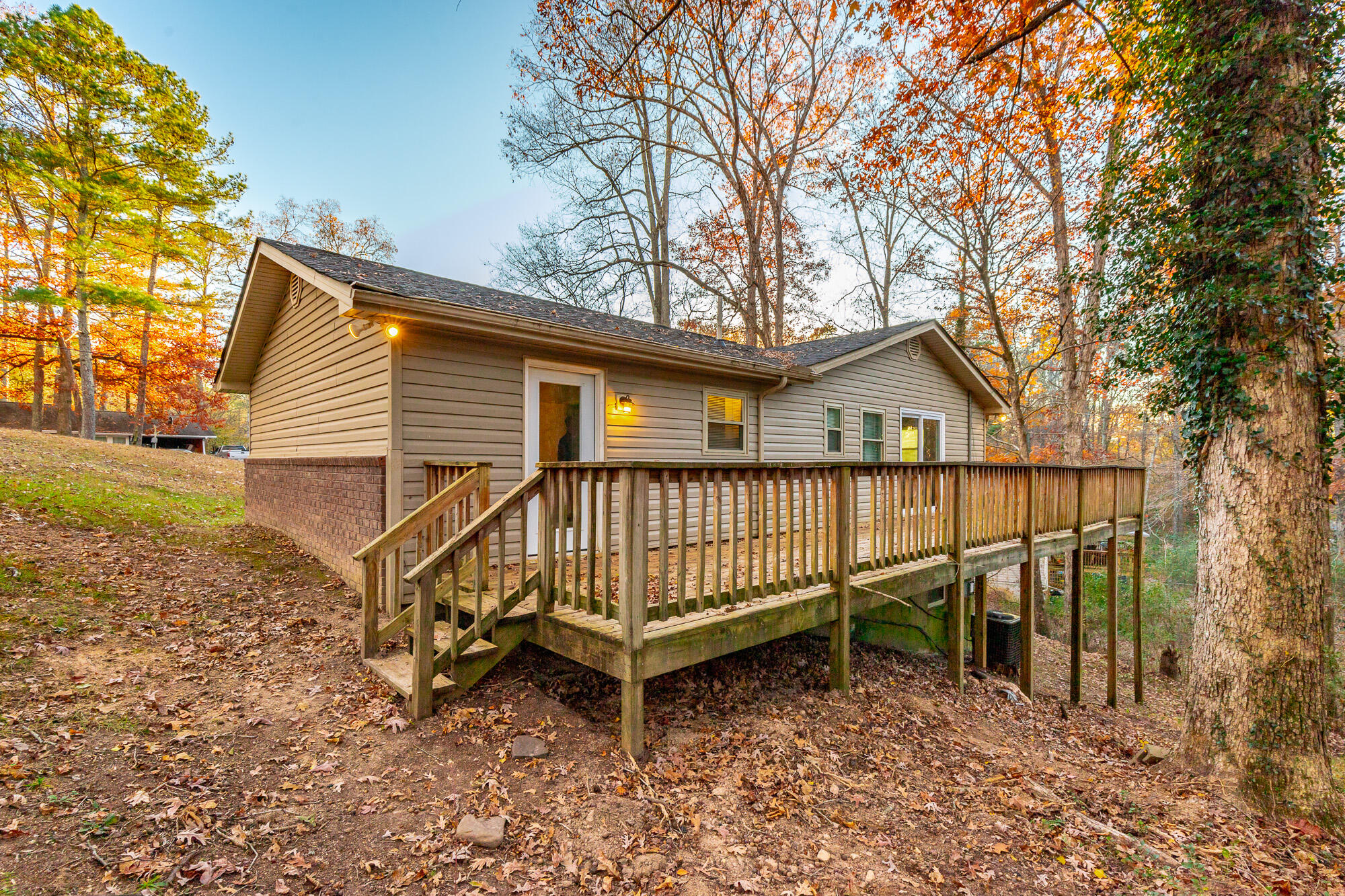 616 Pine Oaks Drive