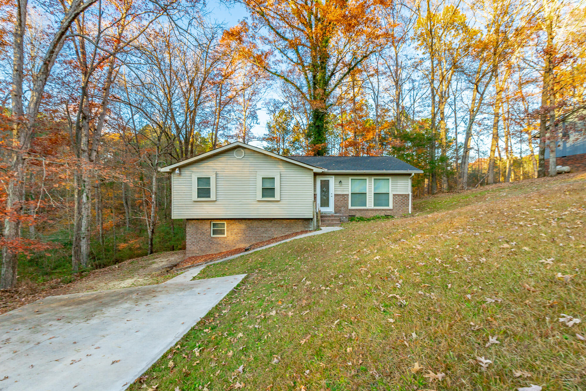 616 Pine Oaks Drive