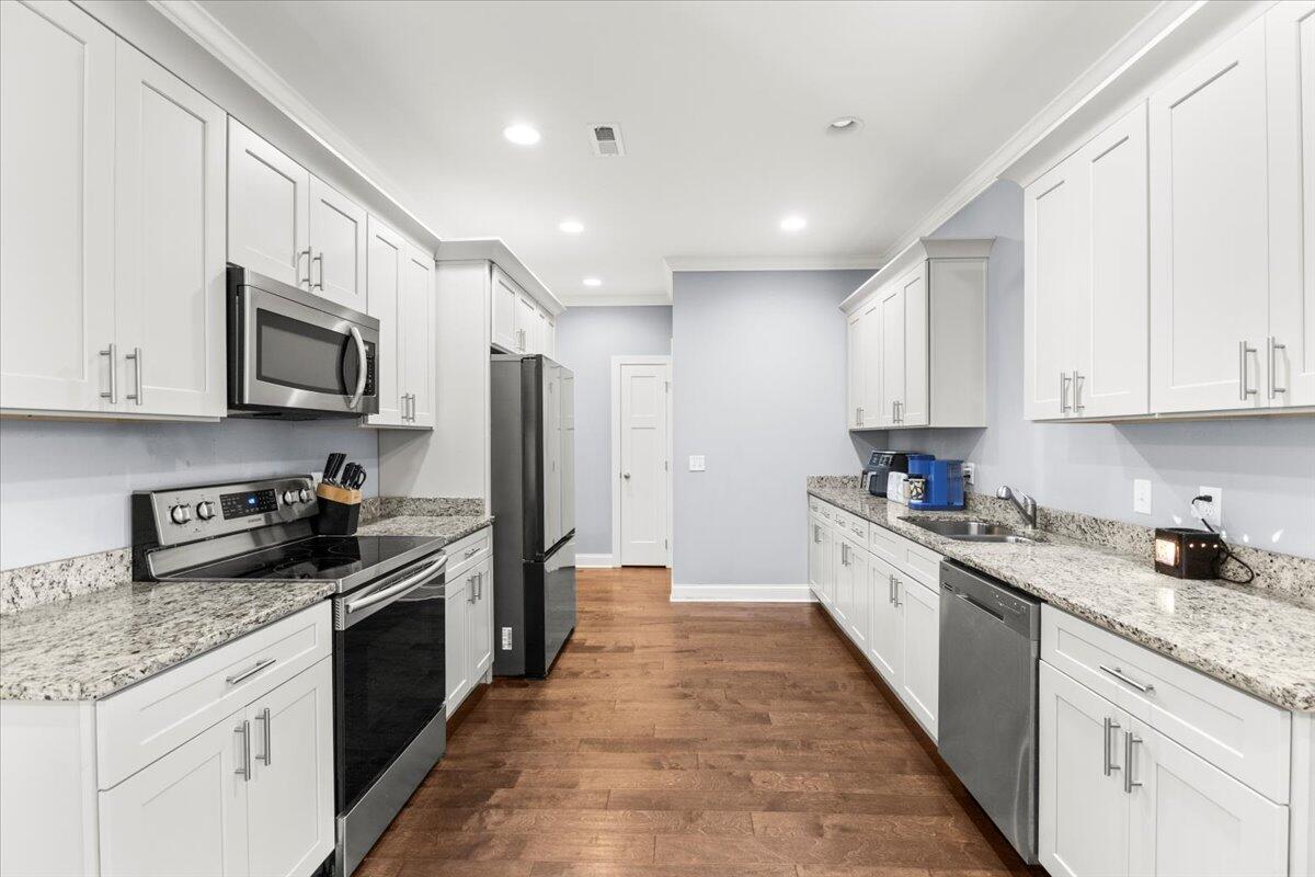 341 Peachtree Circle