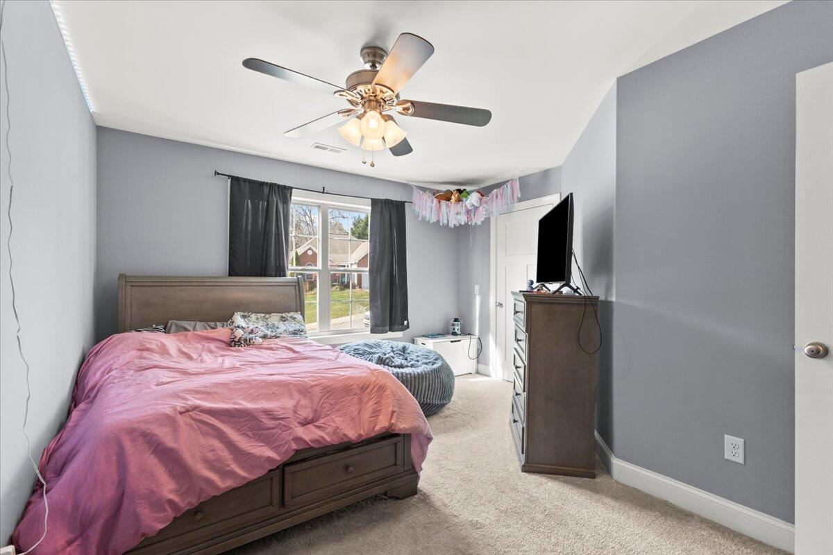 341 Peachtree Circle