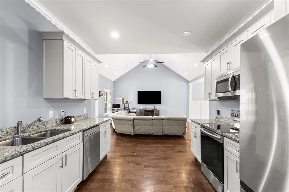 341 Peachtree Circle