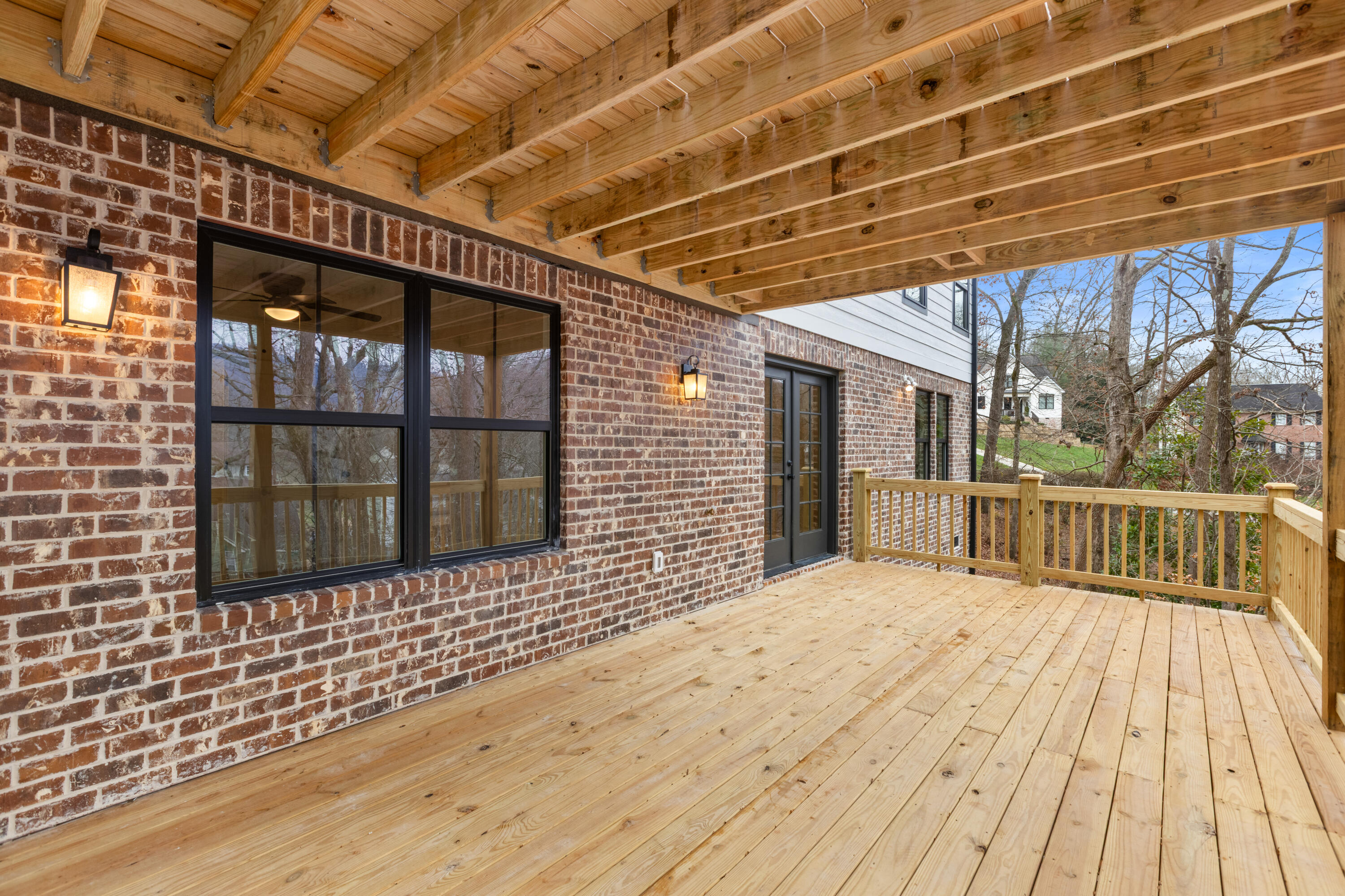 217 Lynnolen Lane