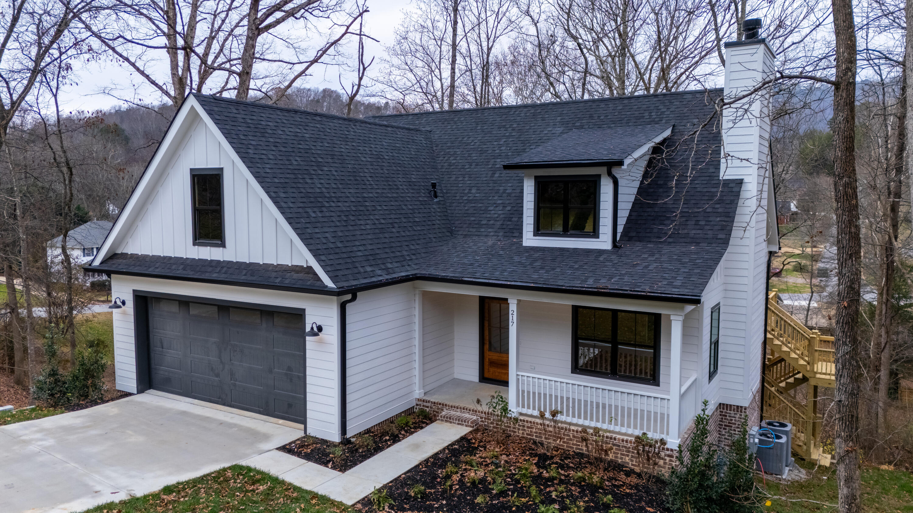 217 Lynnolen Lane