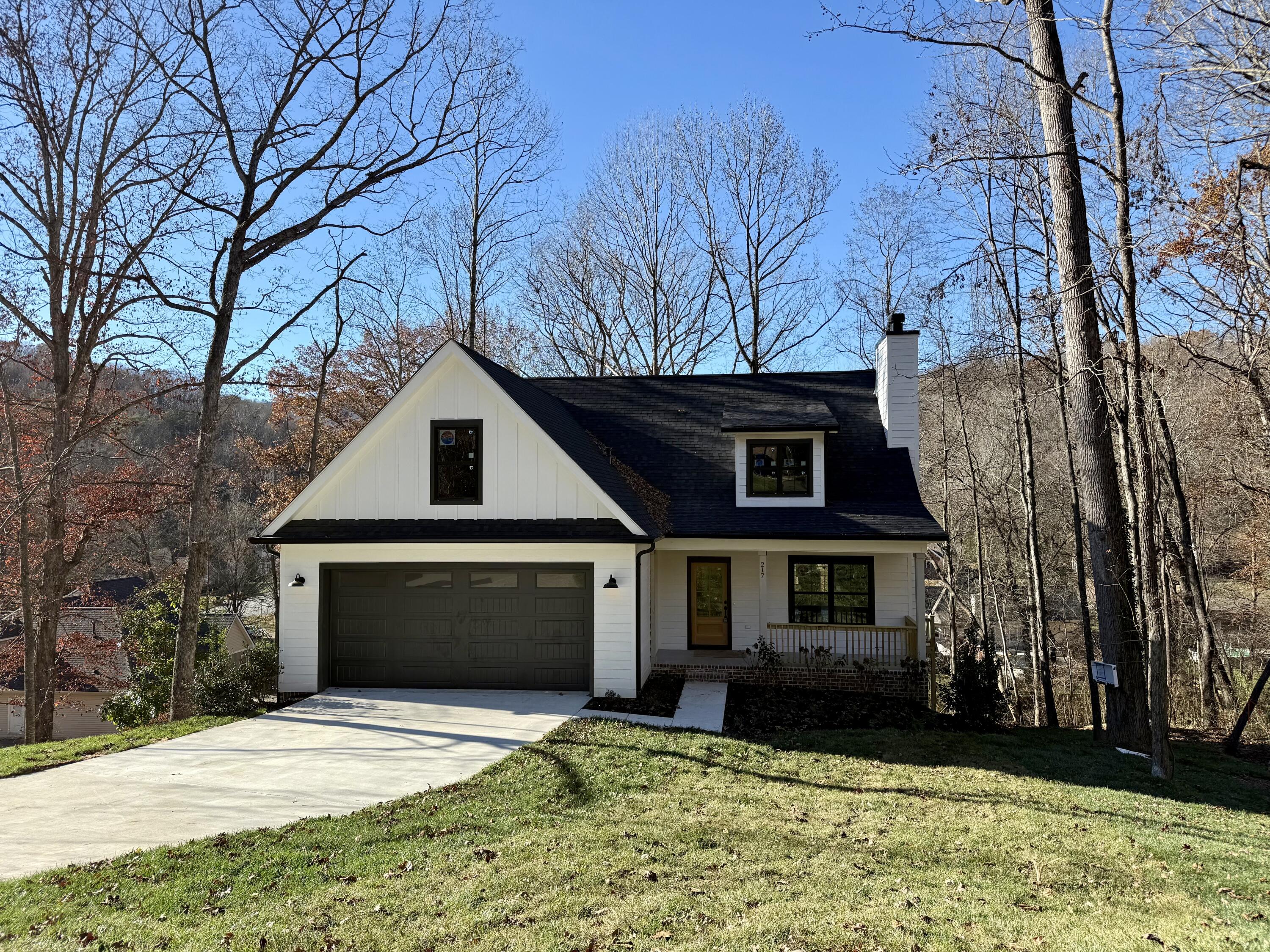217 Lynnolen Lane