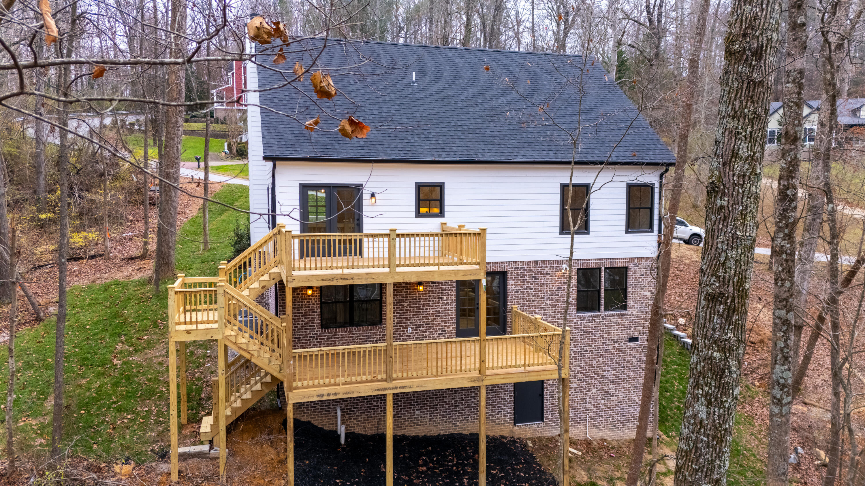 217 Lynnolen Lane