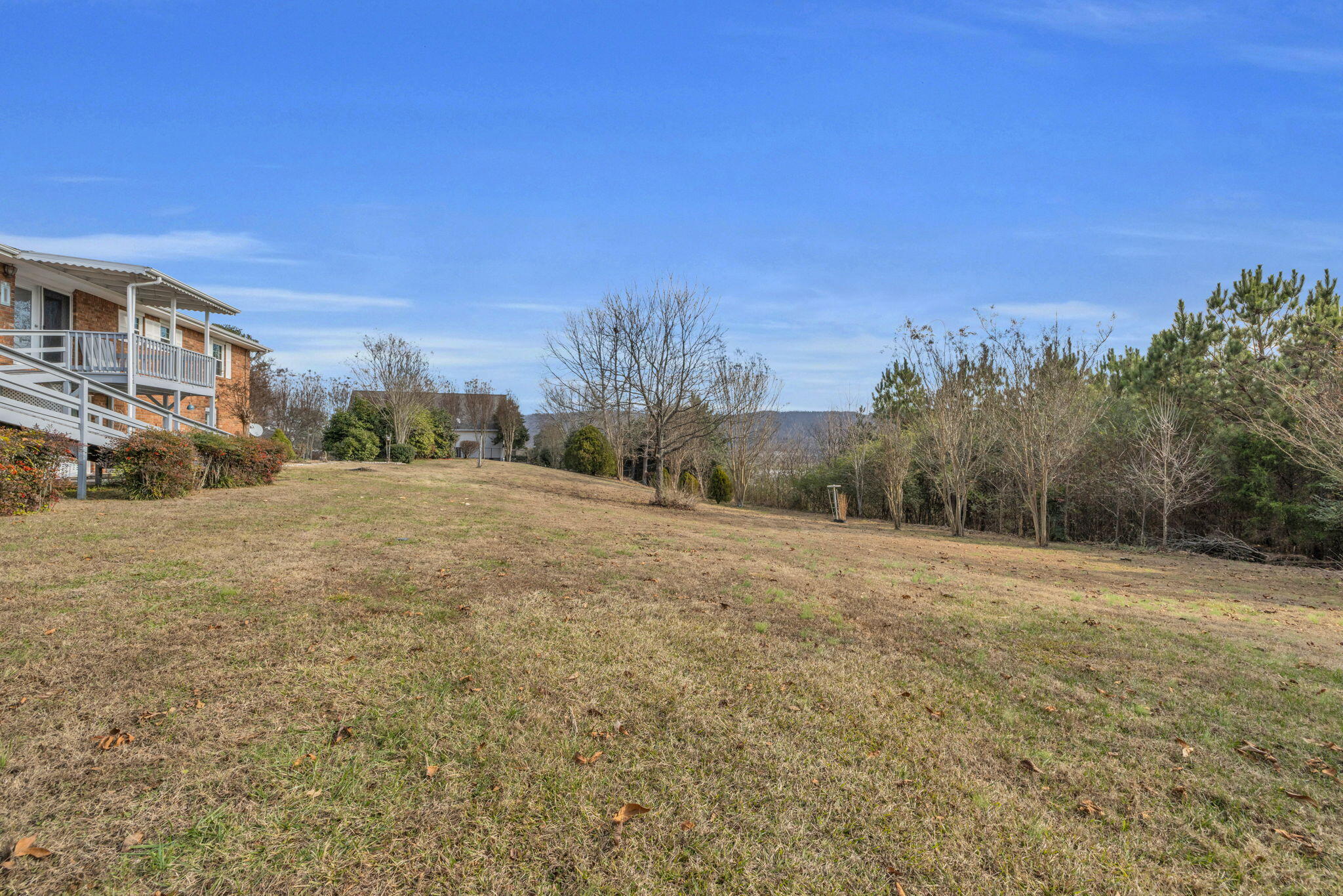 506 Crestview Circle