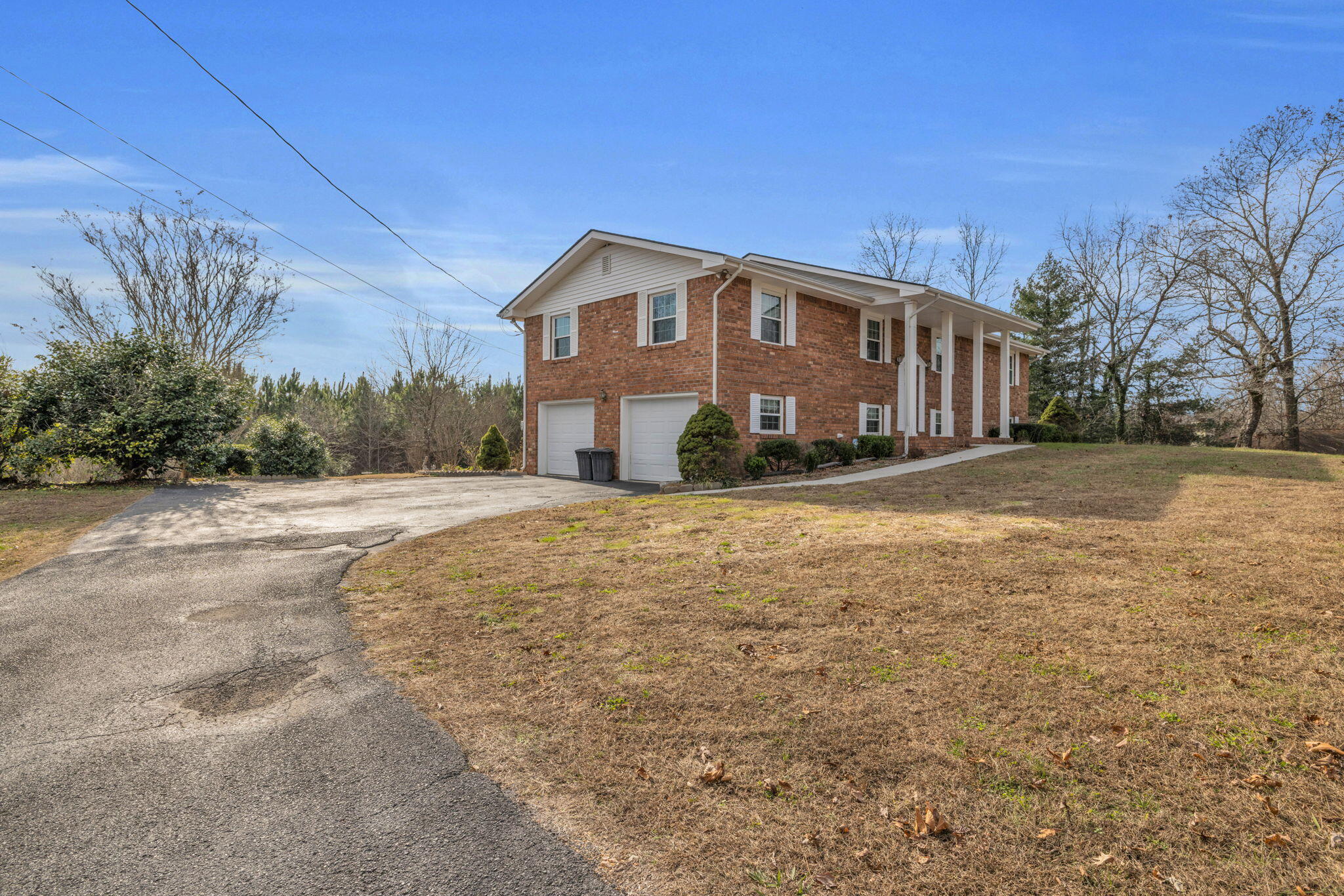 506 Crestview Circle