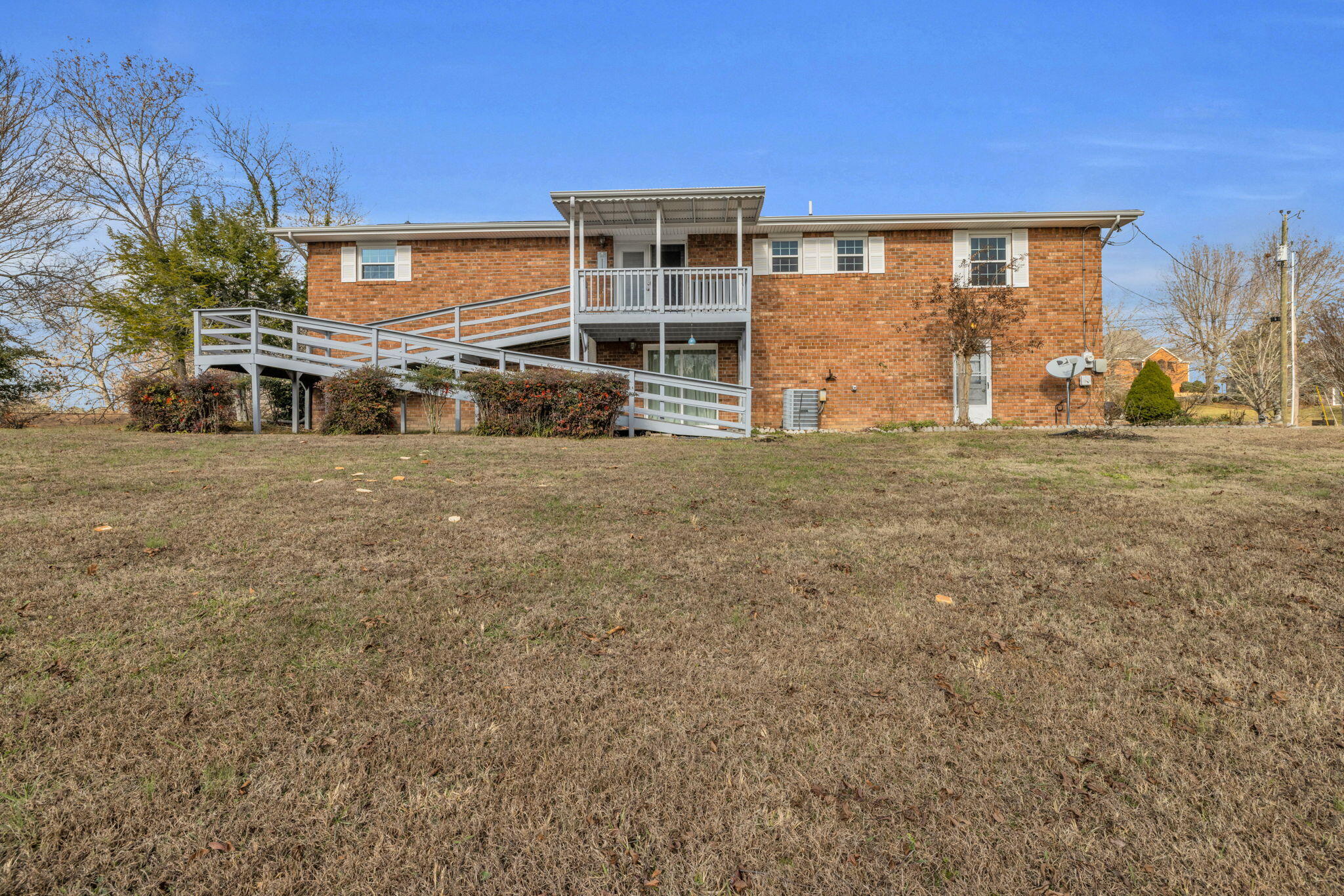 506 Crestview Circle