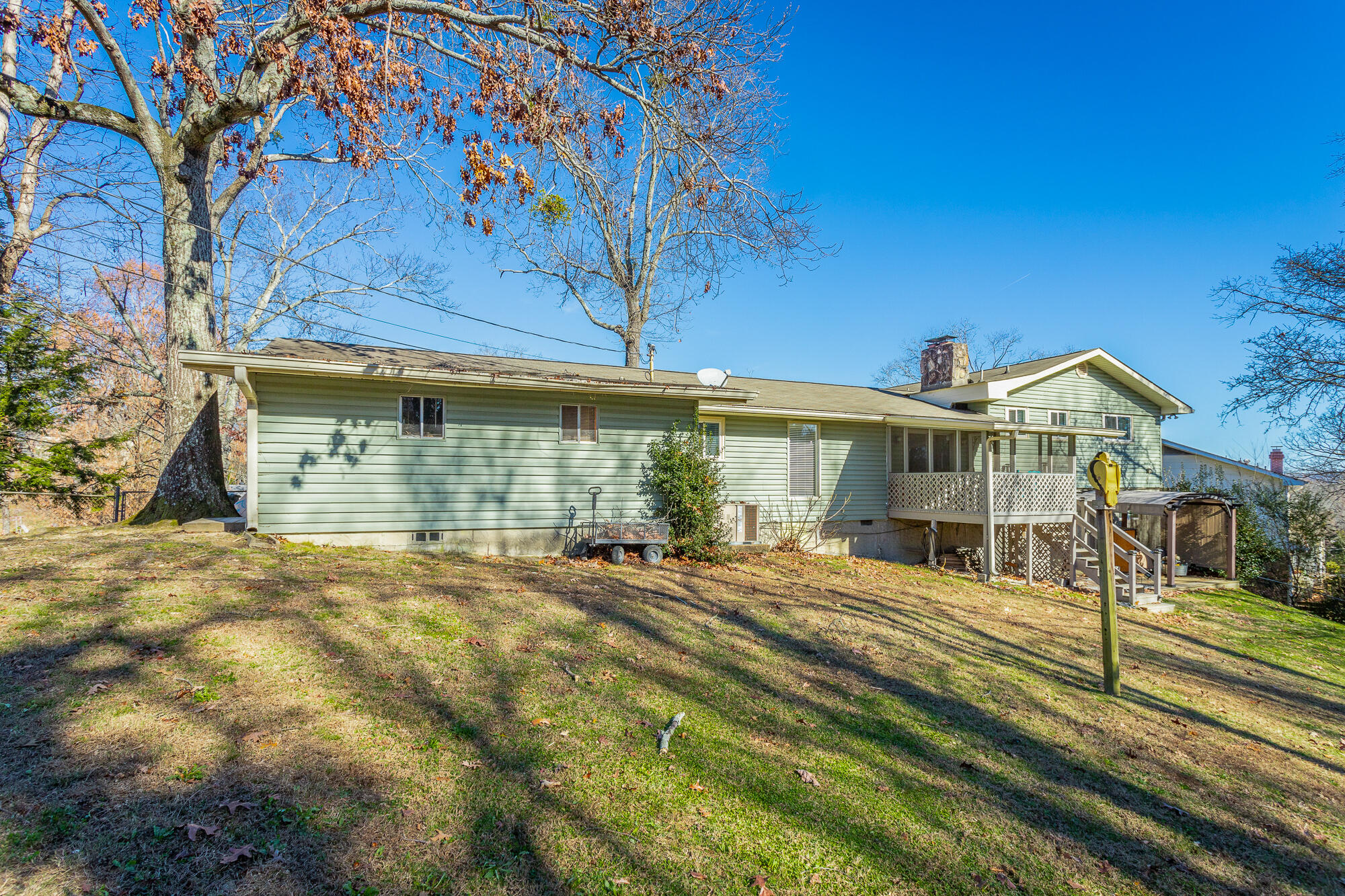 1416 Highcrest Drive