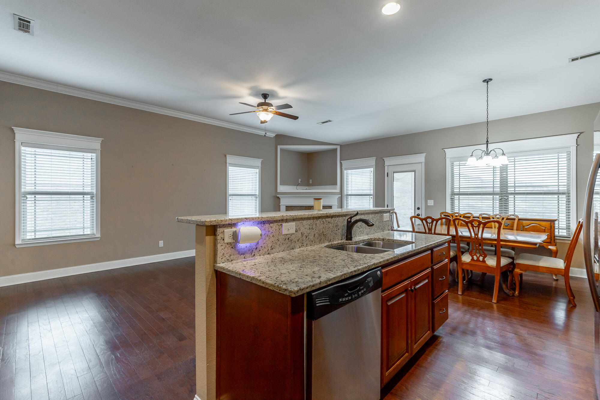 130 Hillhouse Lane