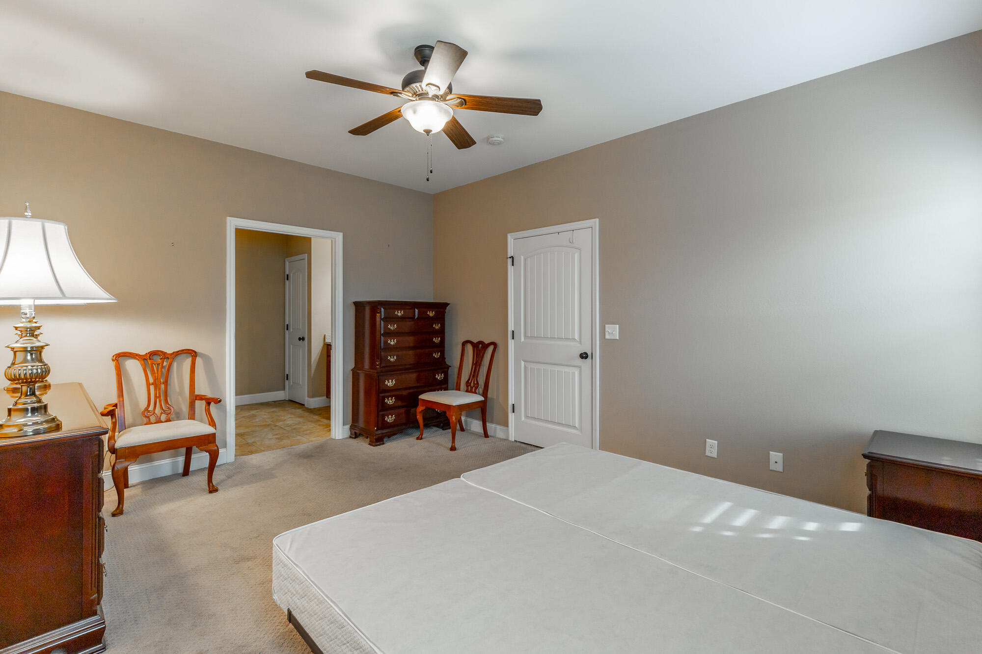130 Hillhouse Lane