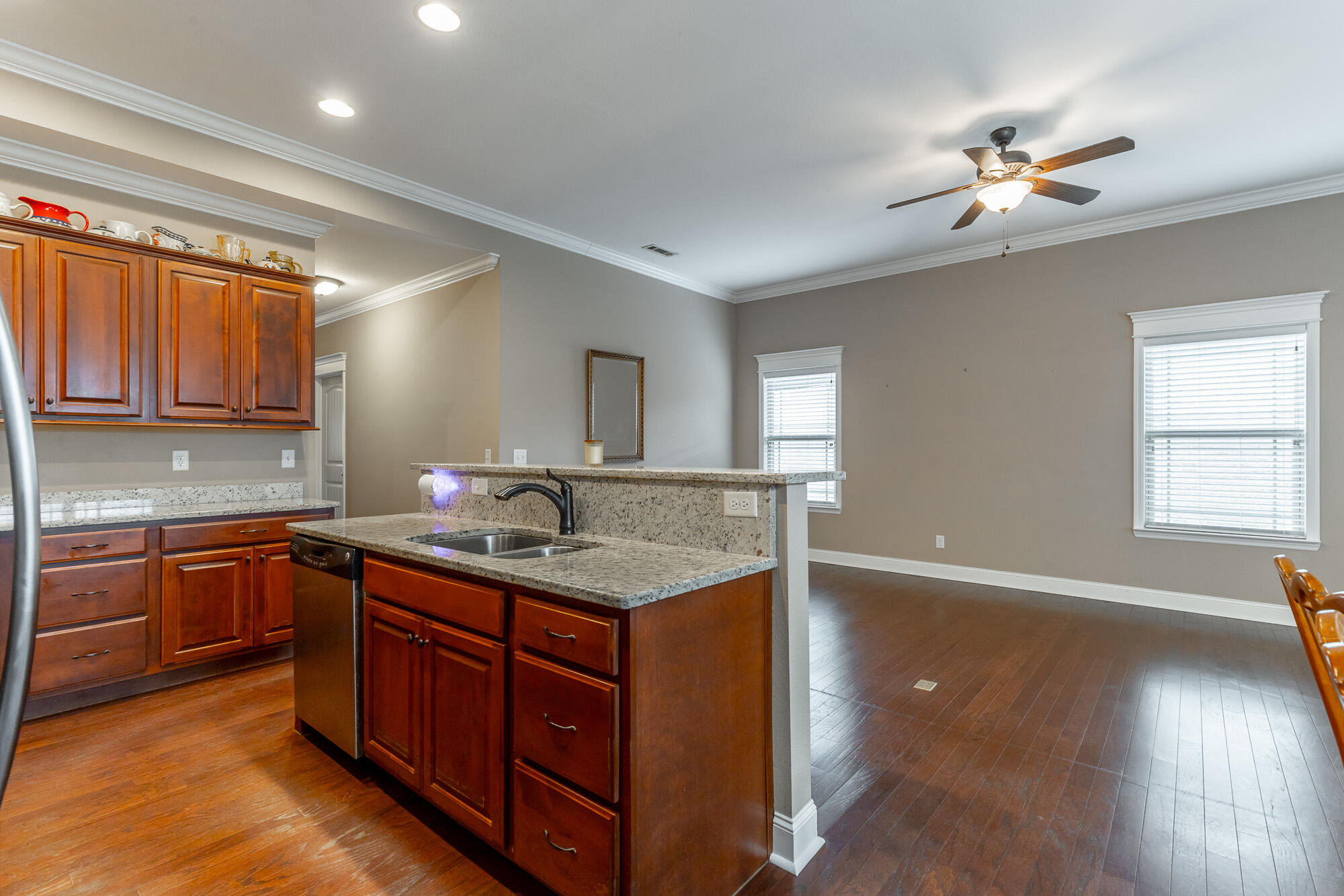 130 Hillhouse Lane