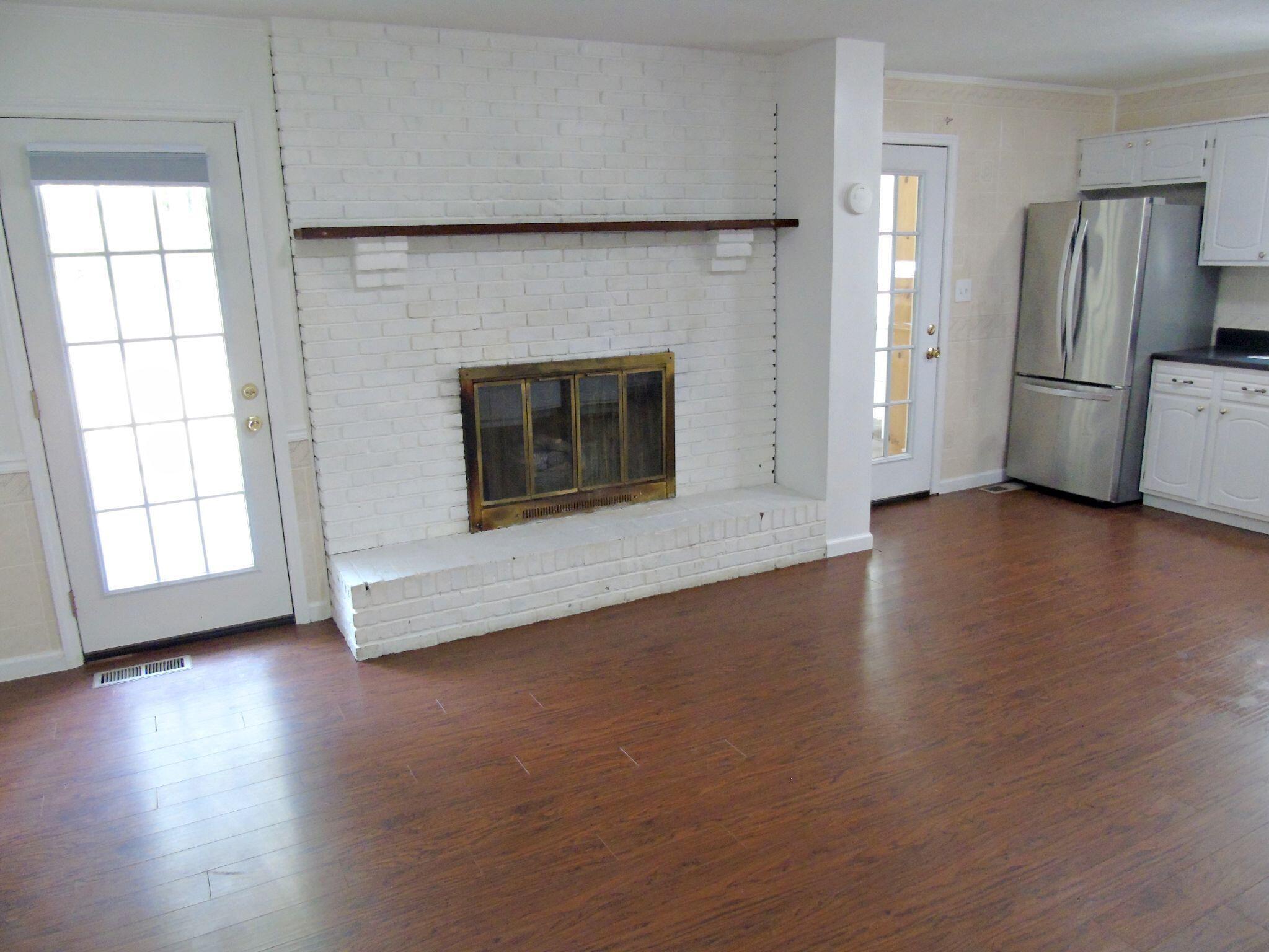 419 Benton Lane