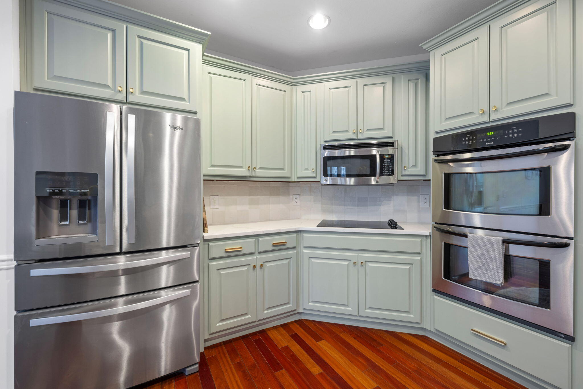 8166 Fox Glove Drive