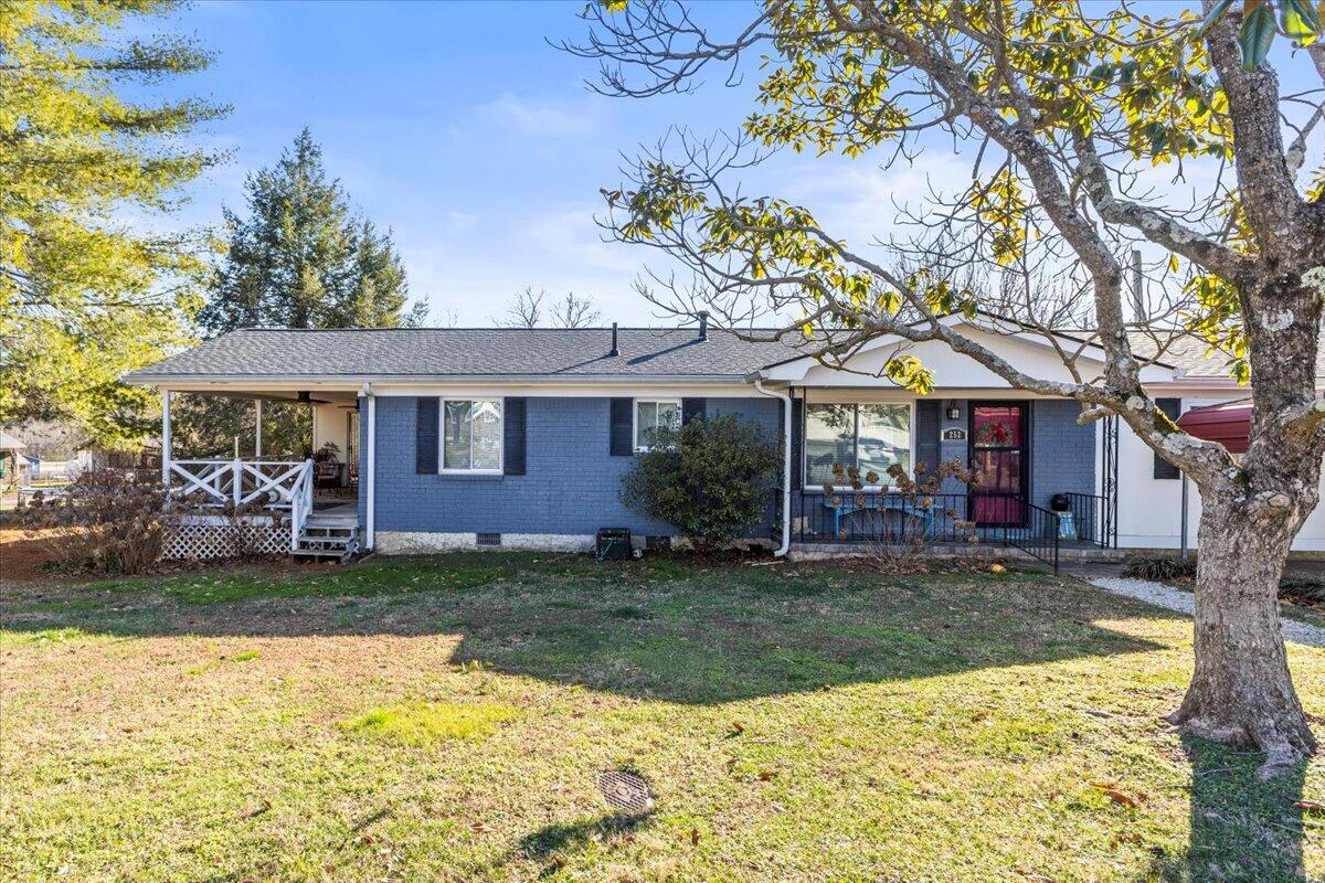 252 Langley Drive, LaFayette