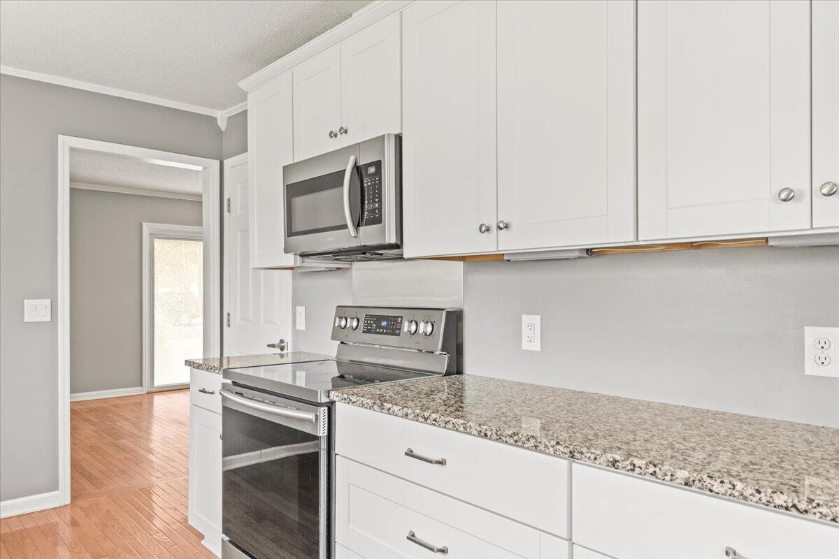 252 Langley Drive, LaFayette