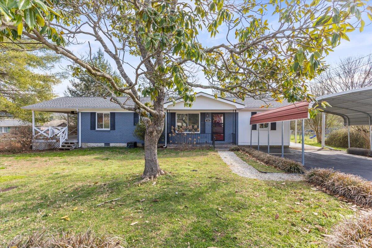 252 Langley Drive, LaFayette