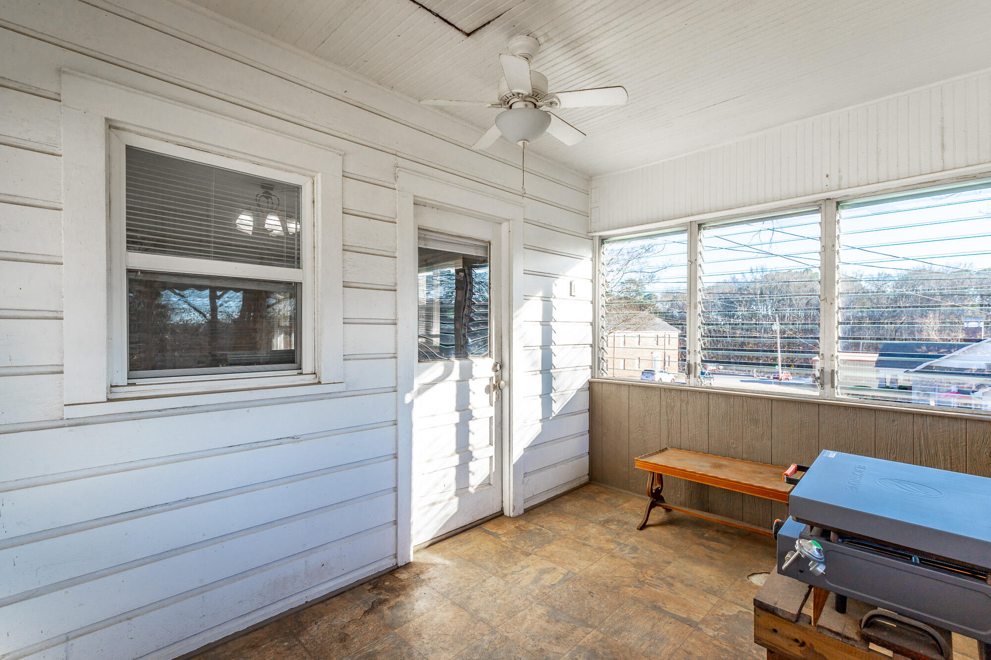 77 Nawaka Avenue