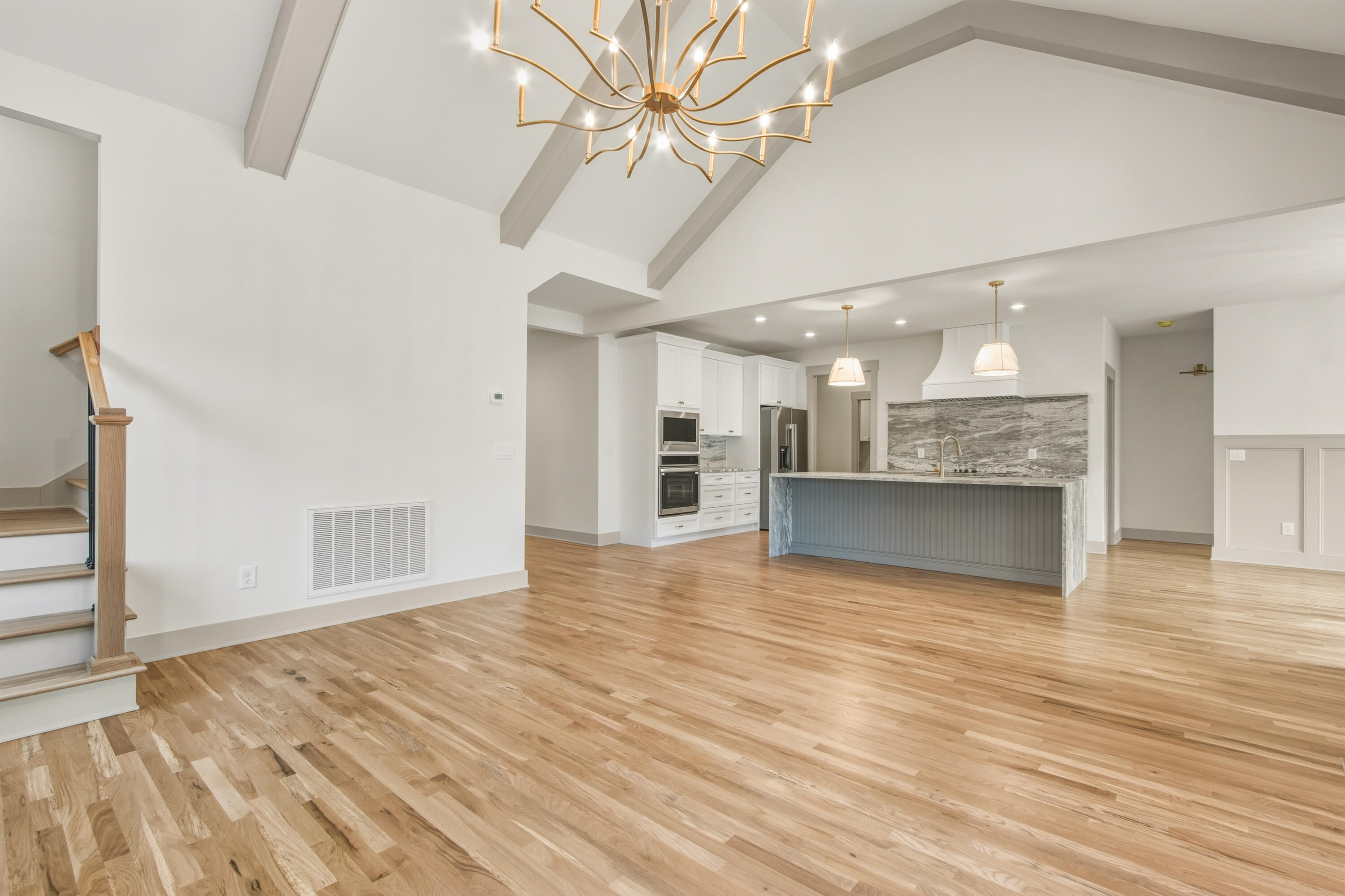 528 Wilkinson Road NE
