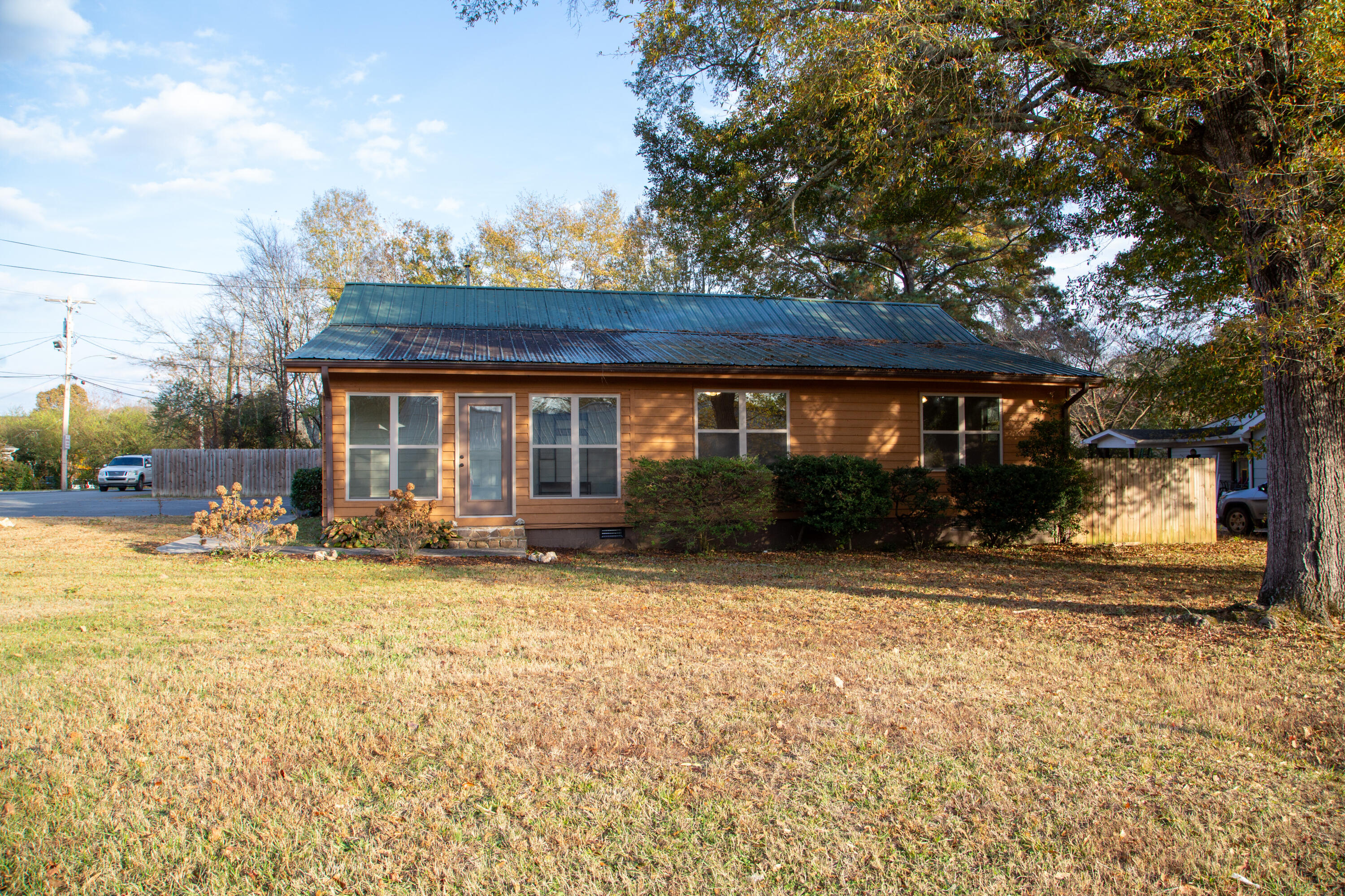 307 S Duke Street, LaFayette