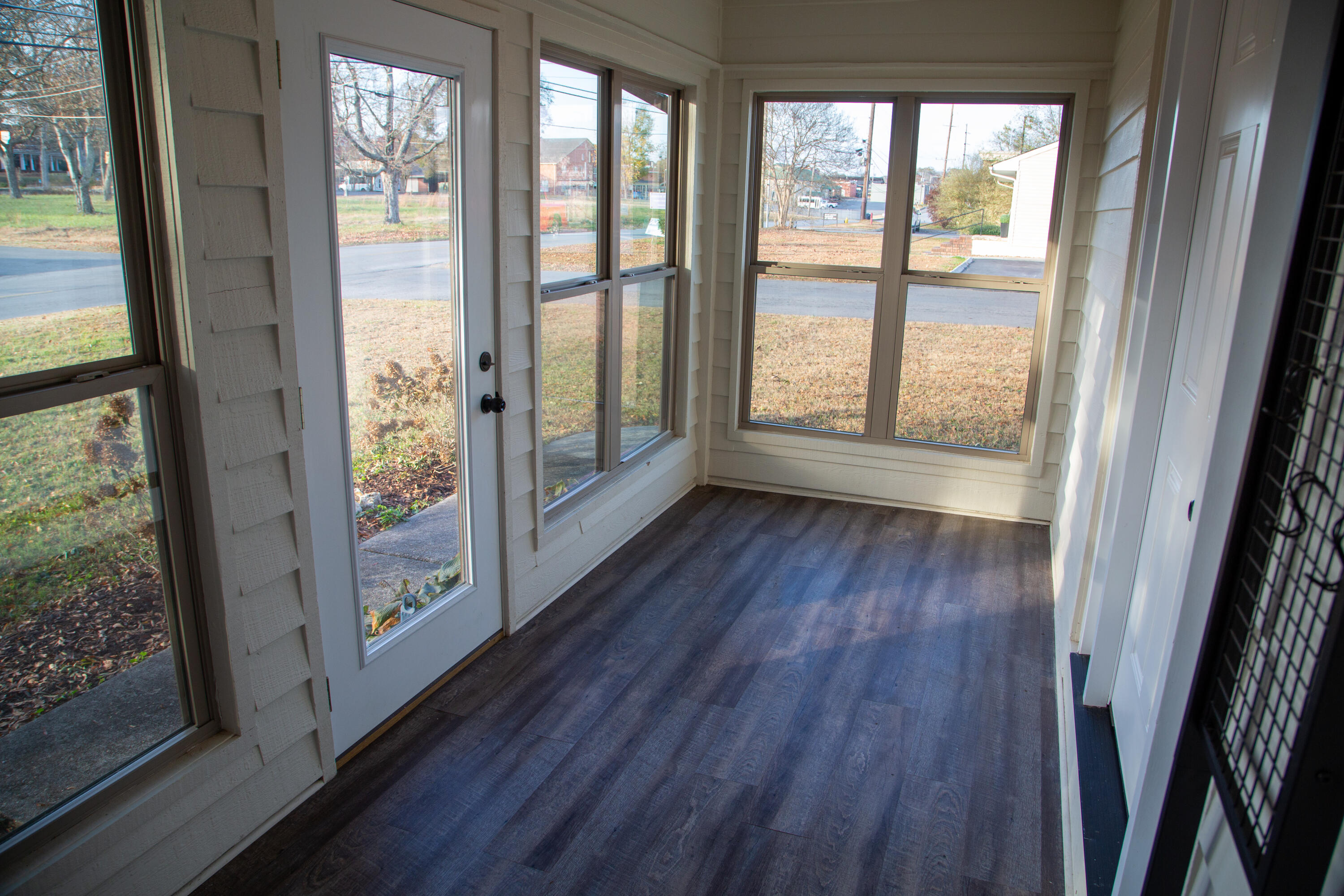 307 S Duke Street, LaFayette