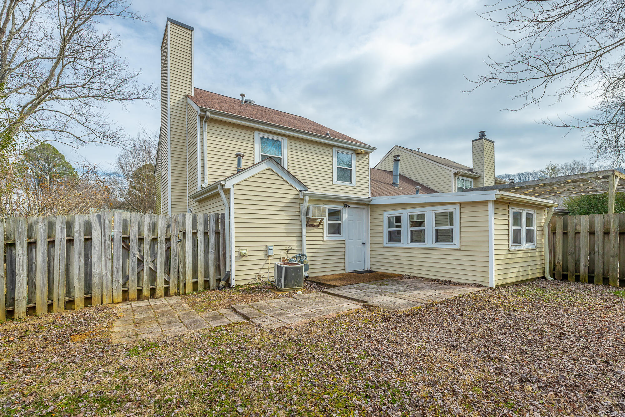 6445 Brookmead Circle