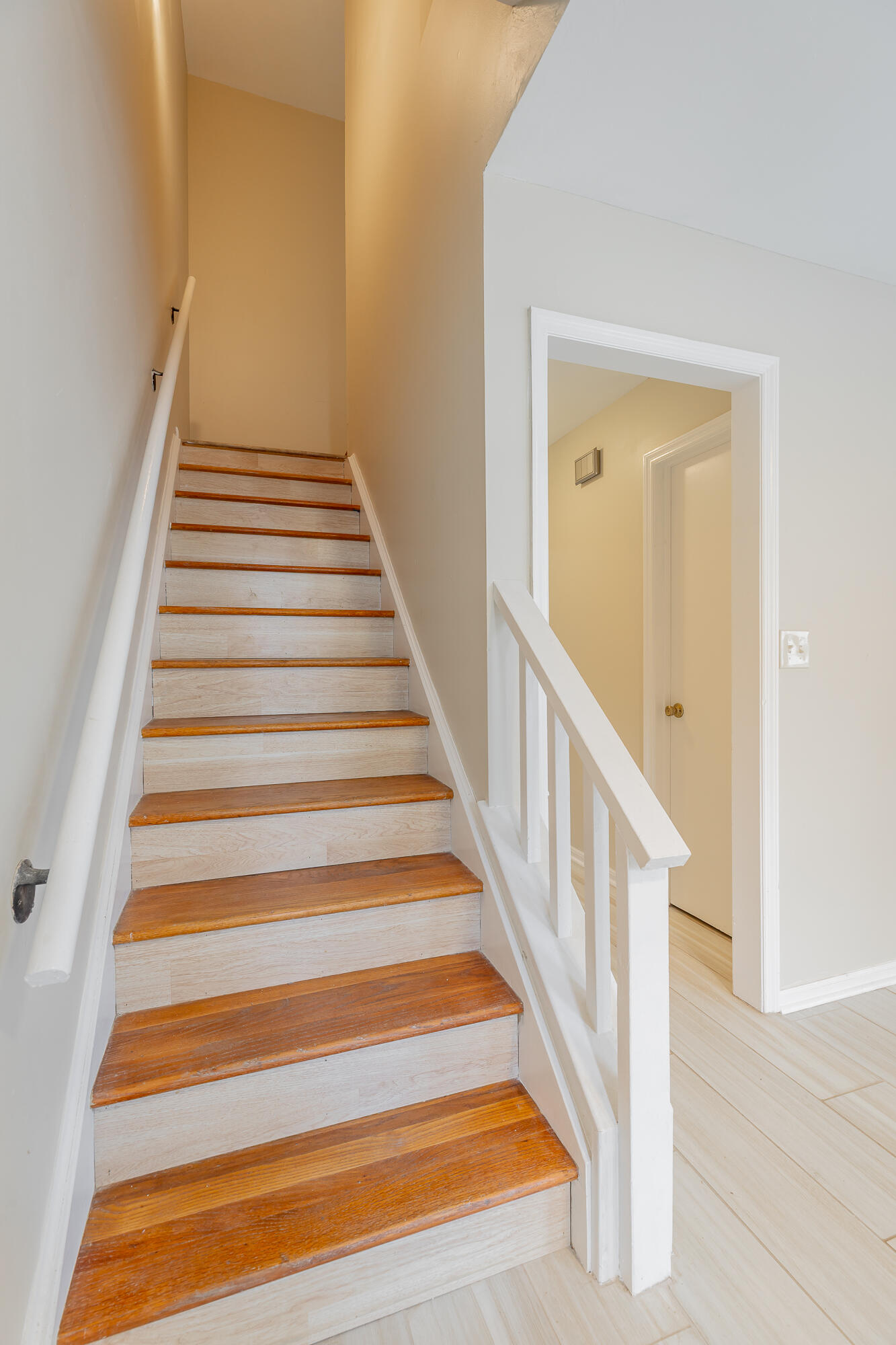 6445 Brookmead Circle