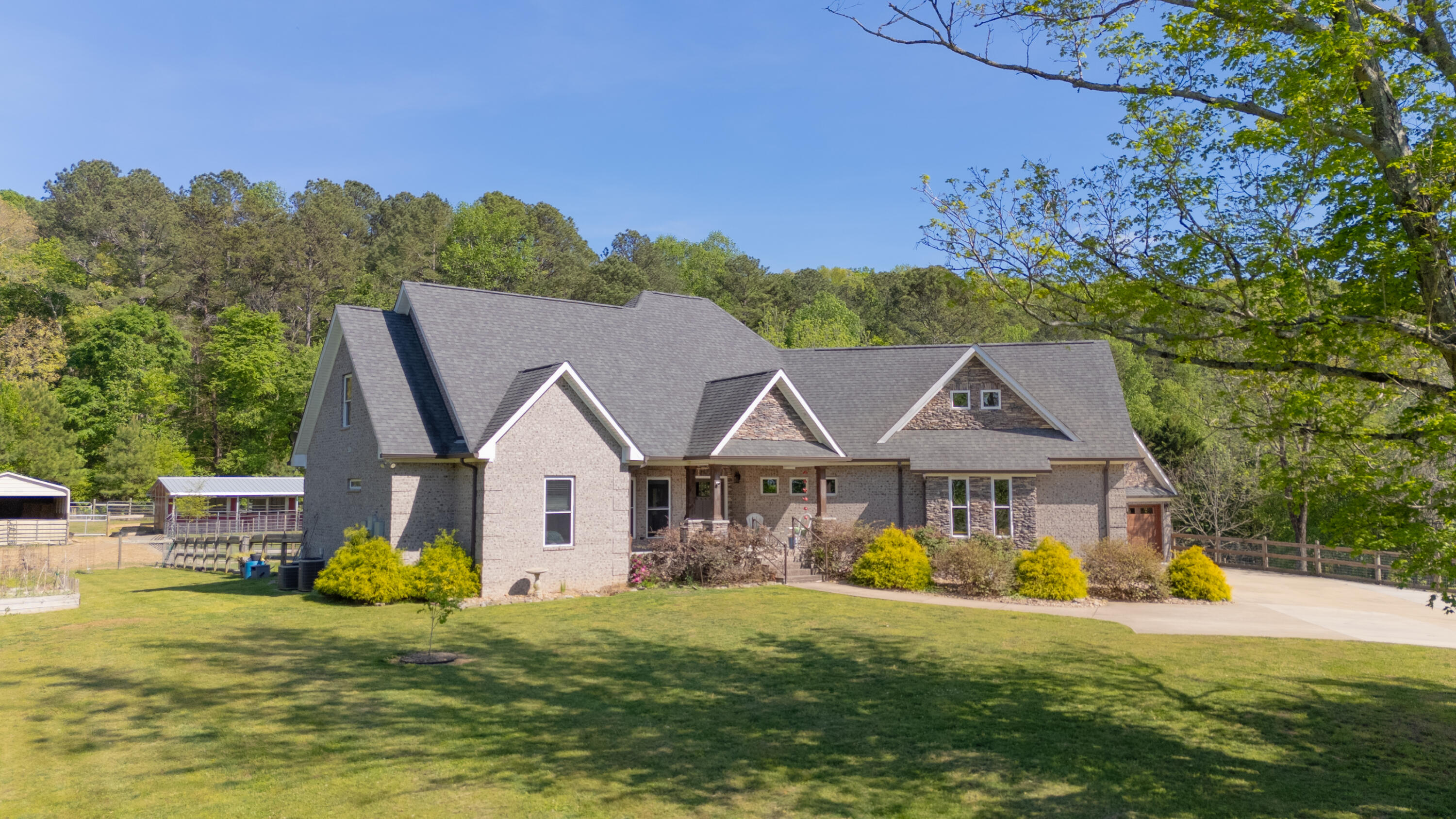 417 Davis Ridge Road