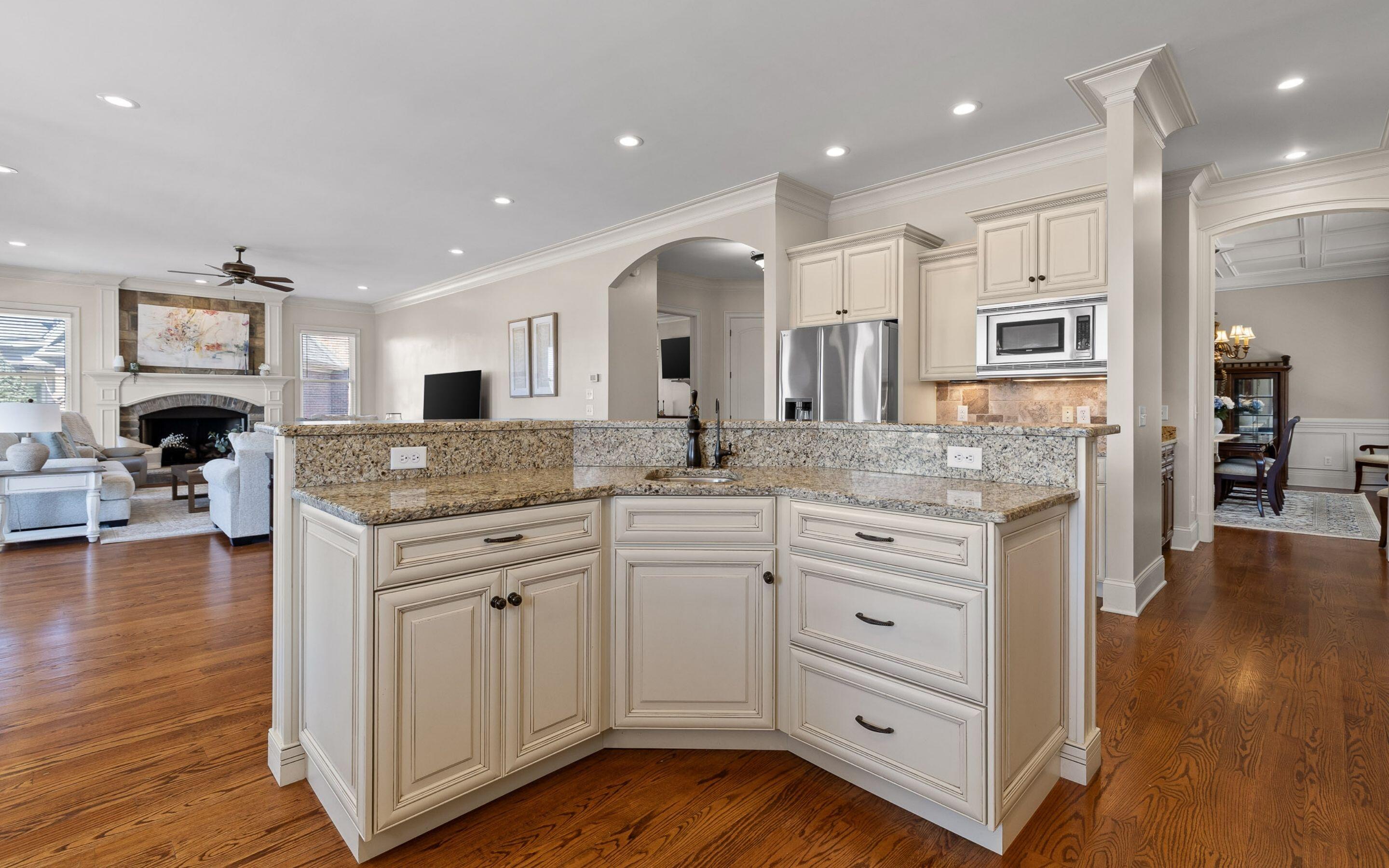 8594 Rambling Rose Drive