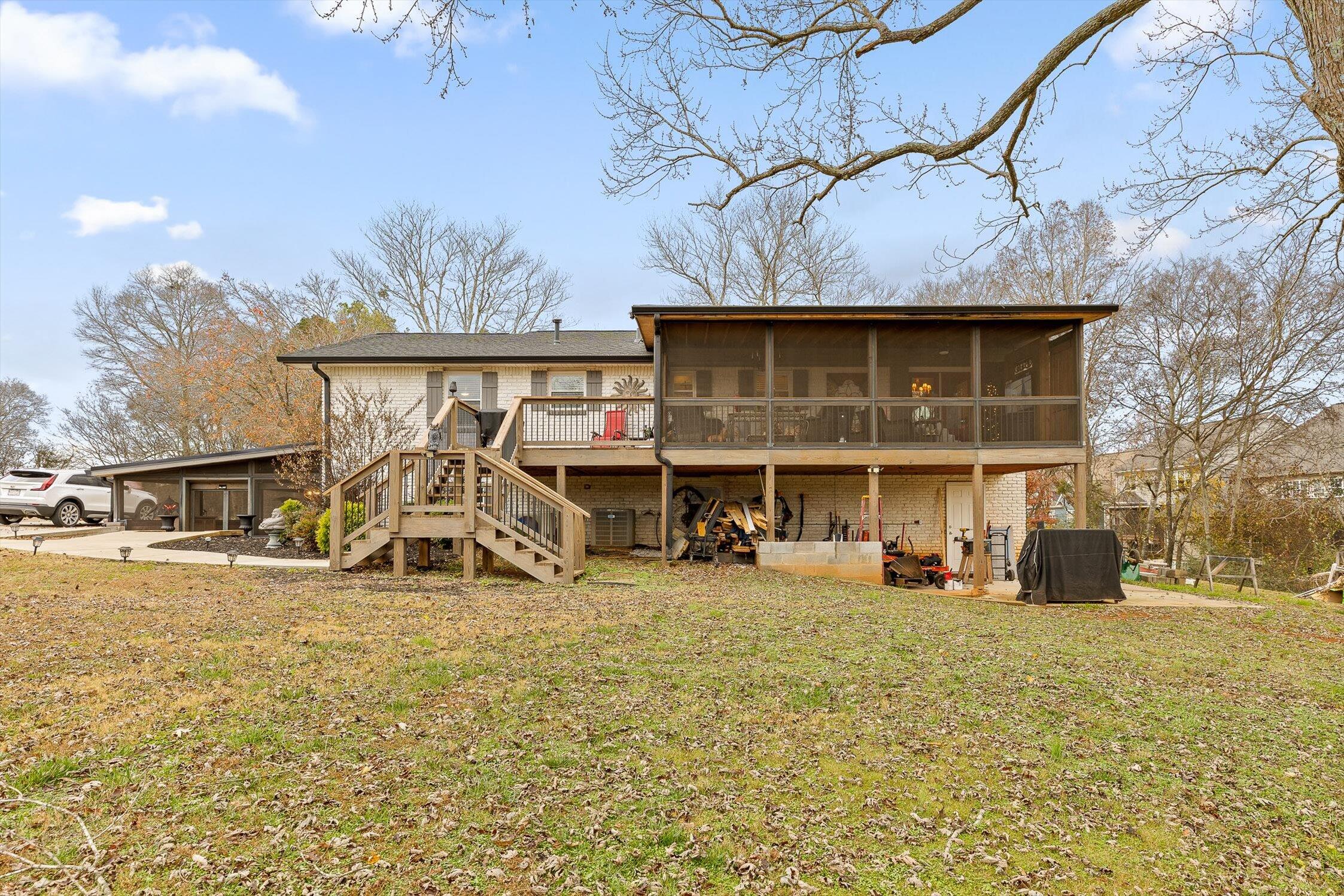 7912 Snow Hill Road