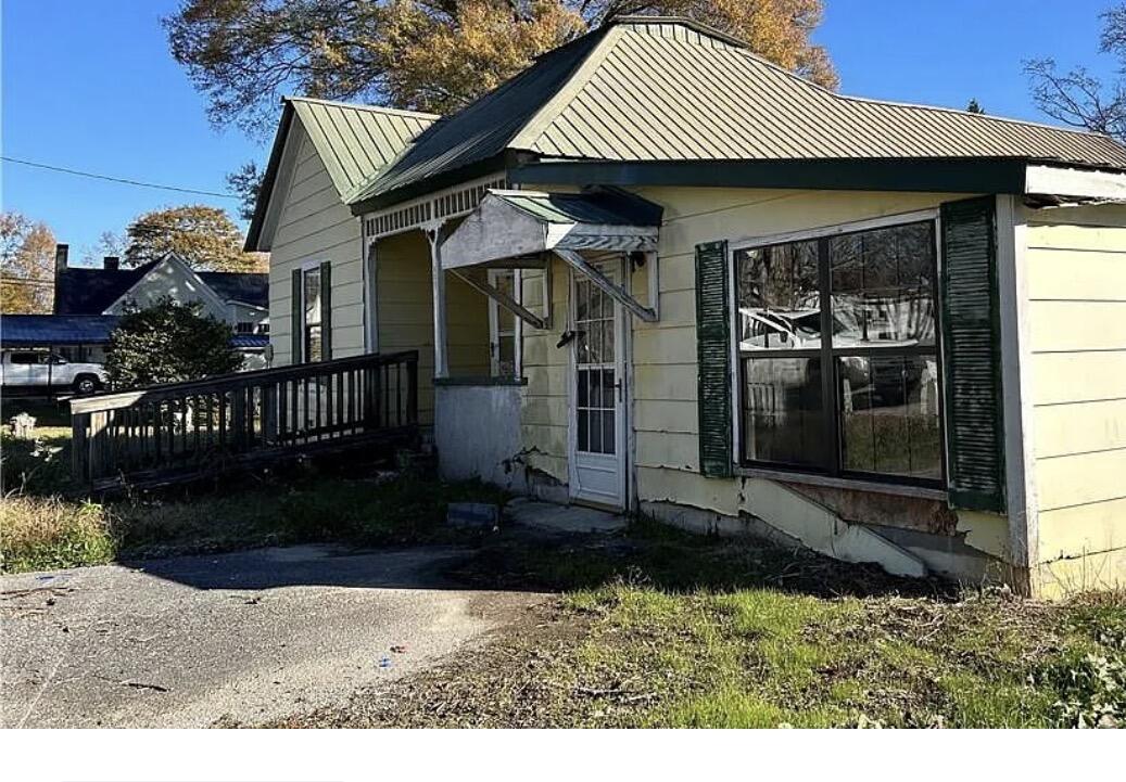 405 Magnolia Street, LaFayette