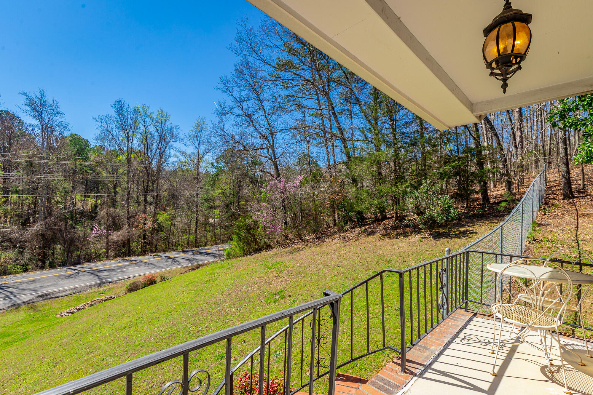 3885 Hwy 41