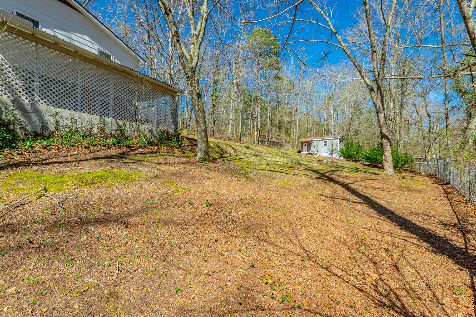 3885 Hwy 41
