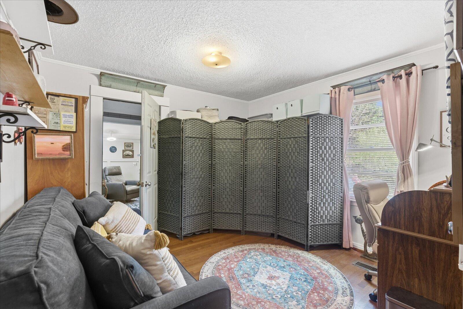 627 Mission Ridge Road