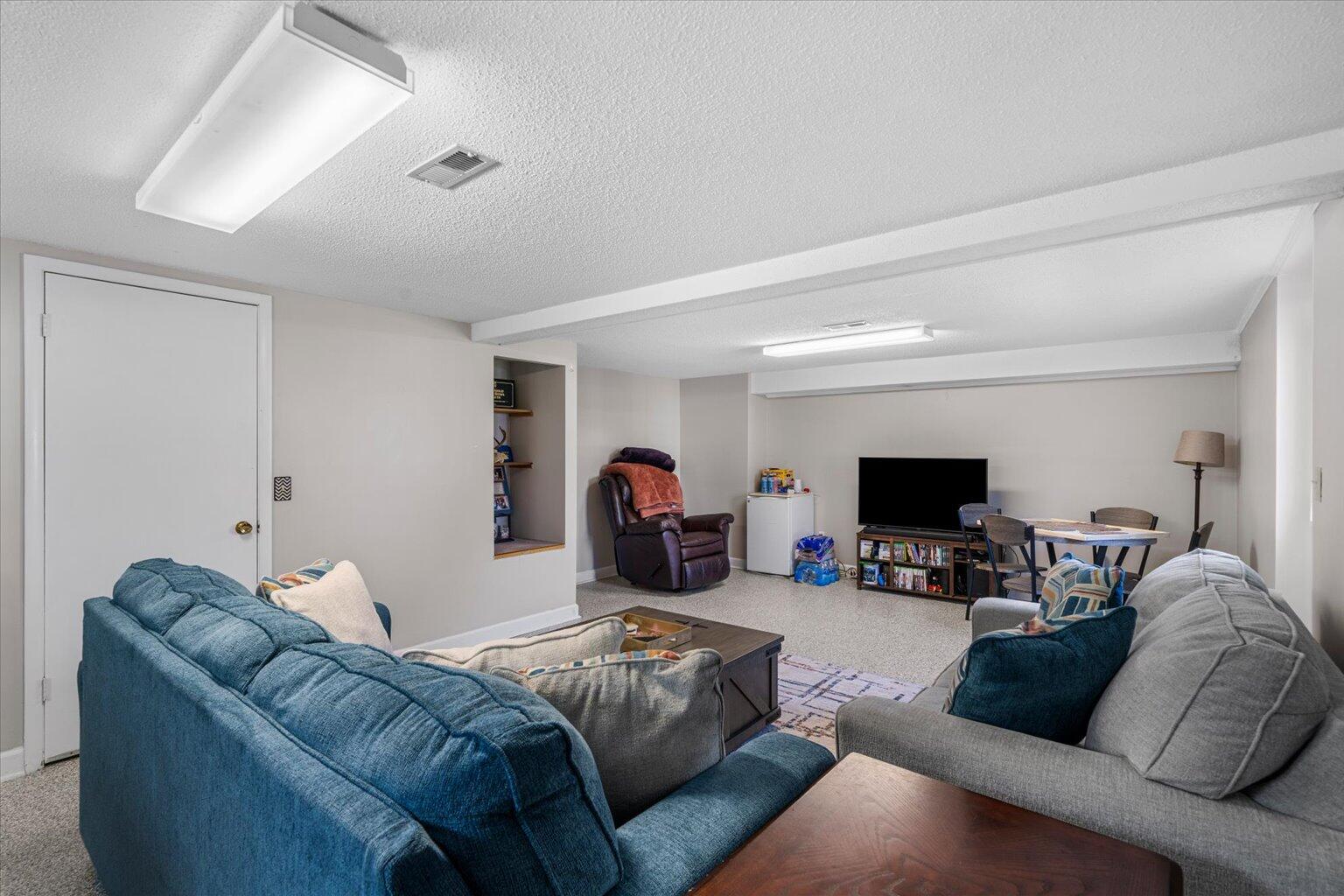 63 Debra Lane