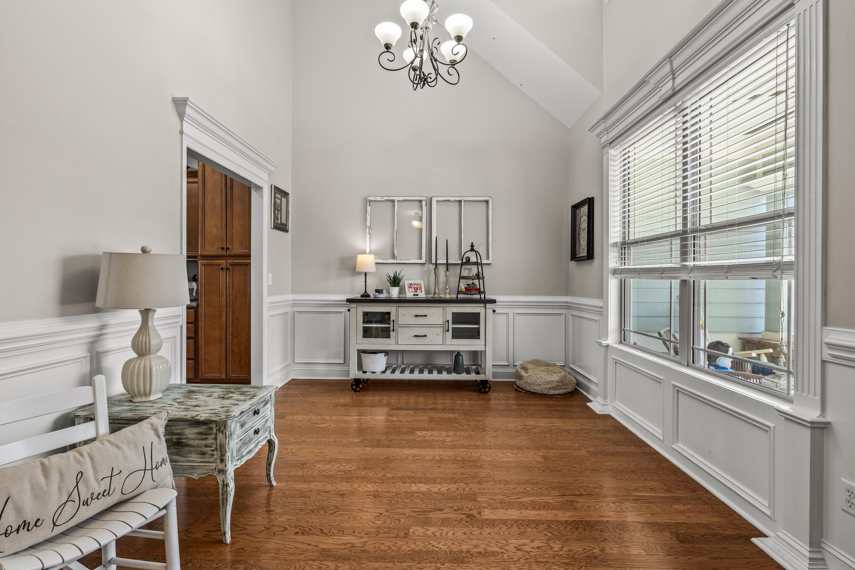 11 Sawtooth Oak Trail