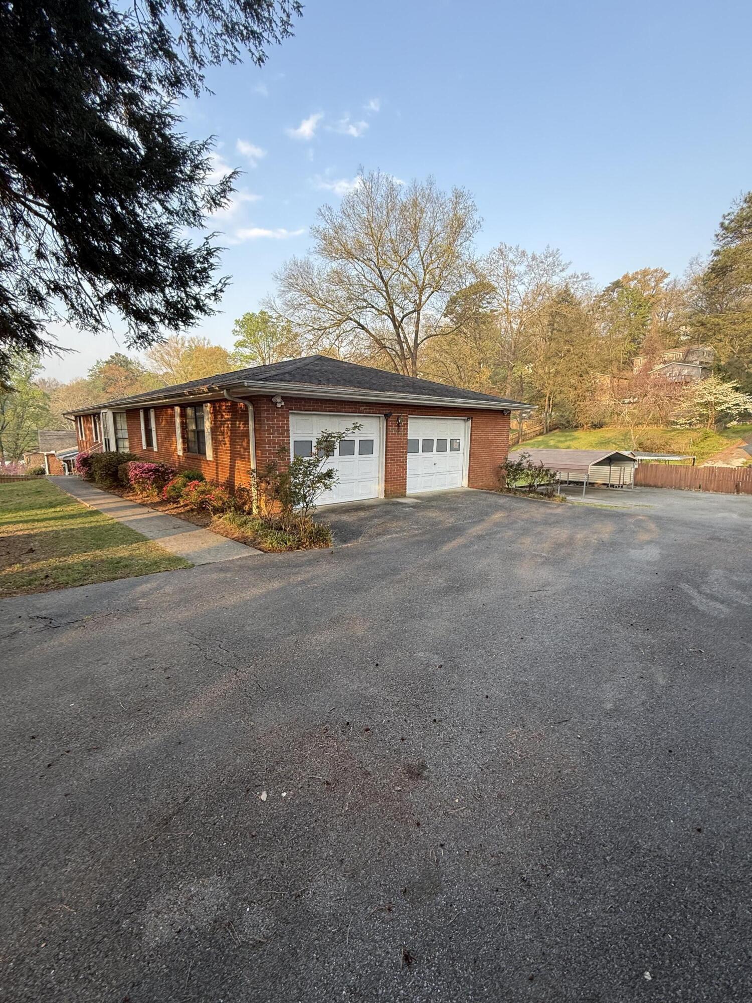 528 S Seminole Drive