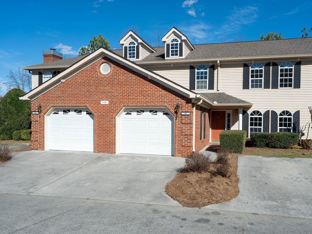 1702 Chestnut Oak Drive, Unit 83