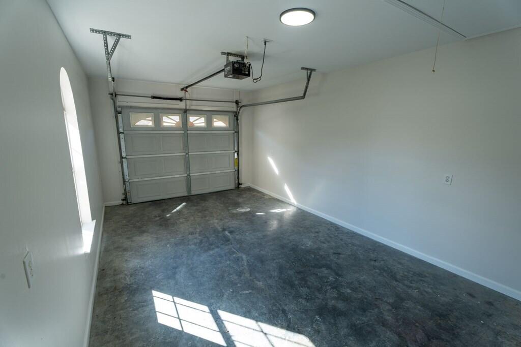 1702 Chestnut Oak Drive, Unit 83