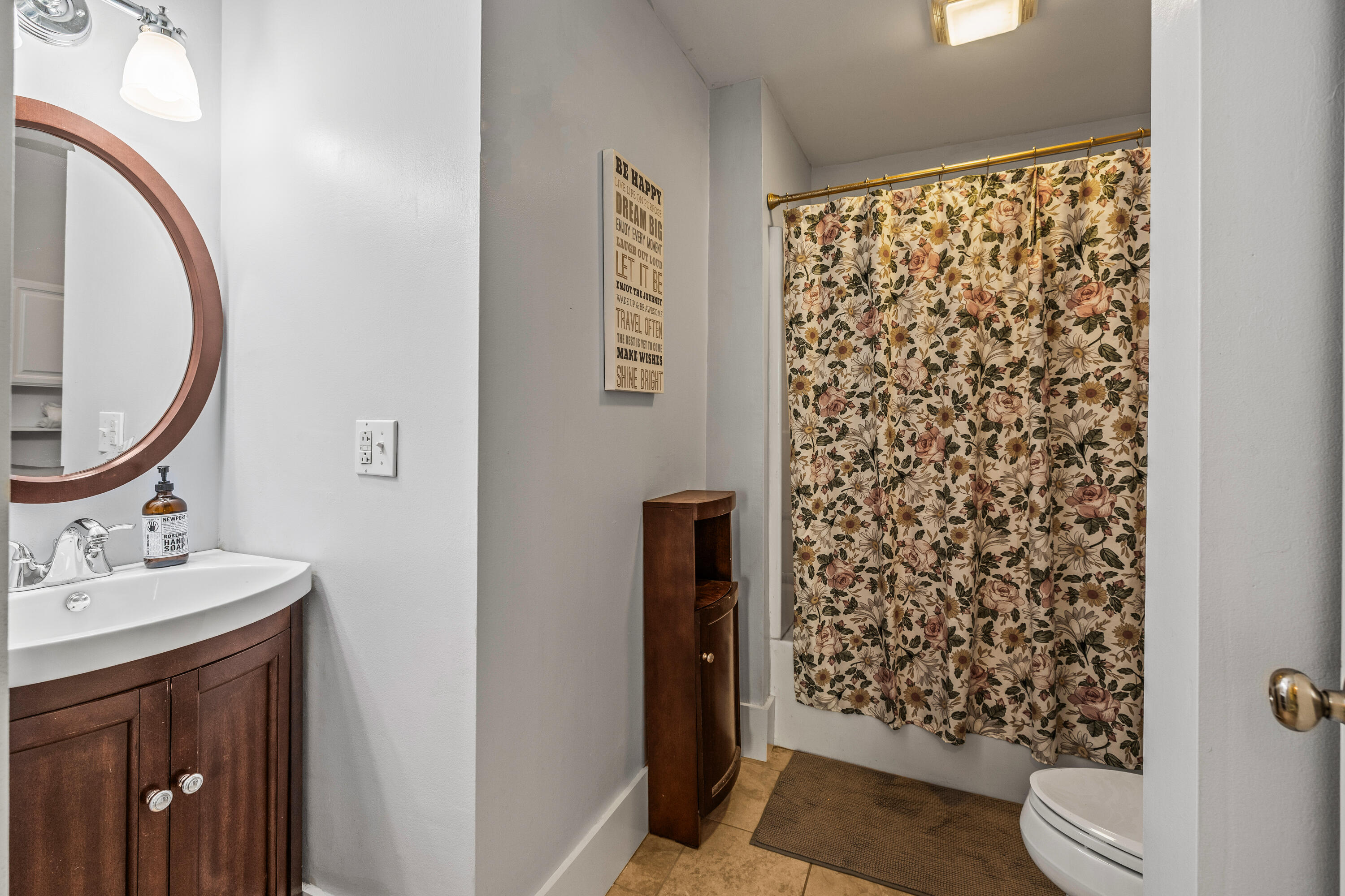 1109 Highland Drive