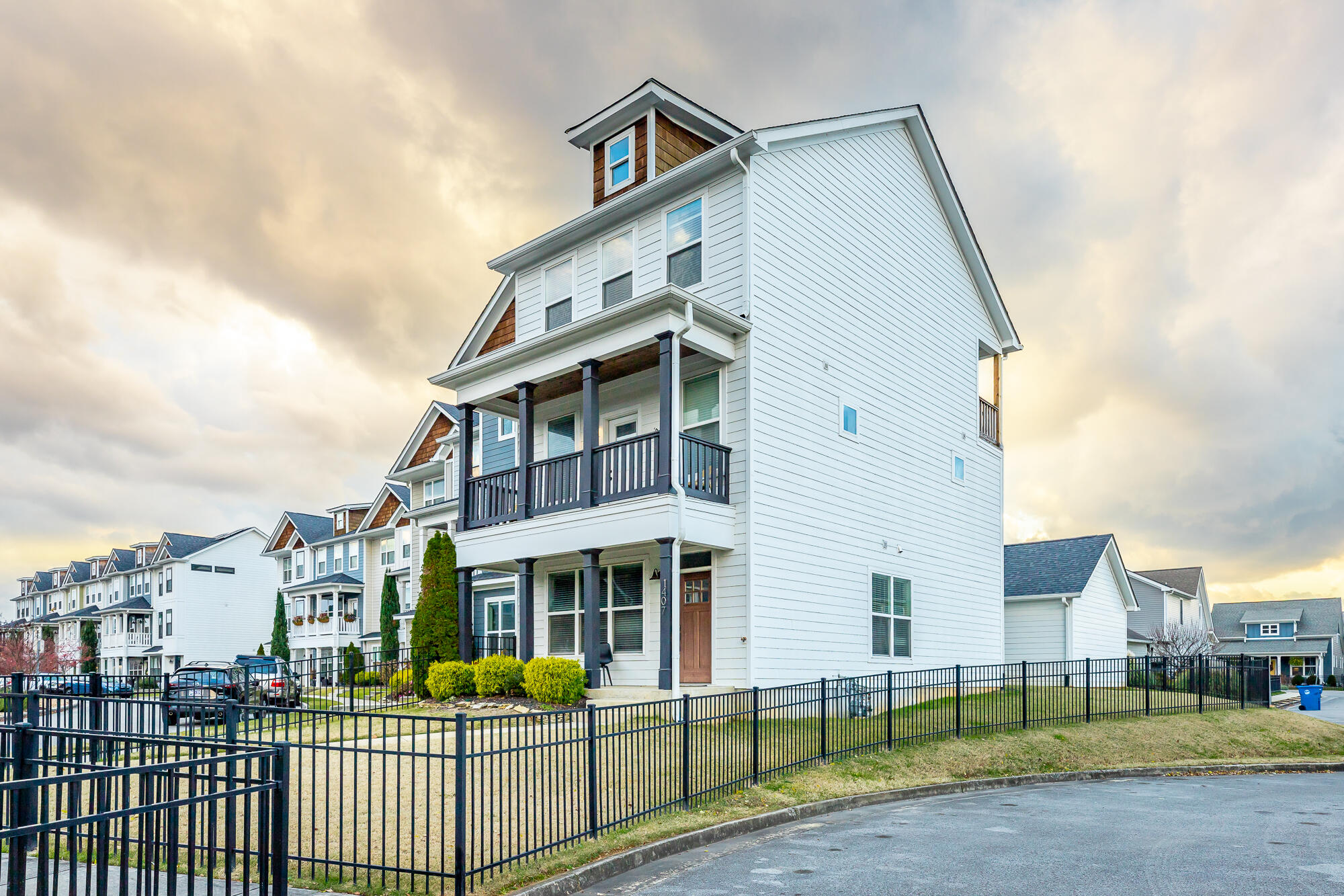 1407 Park Avenue