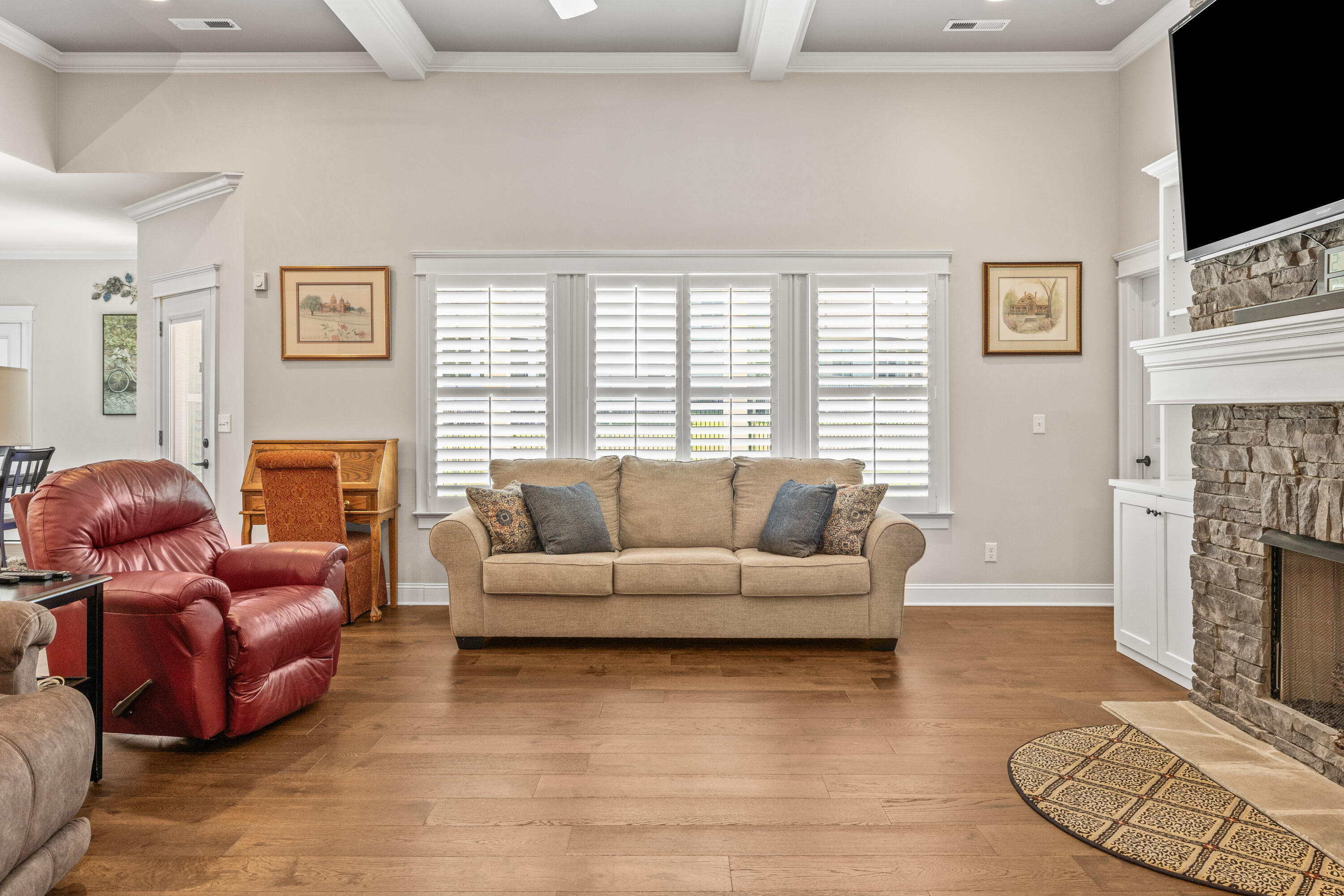 337 Pine Lakes Drive