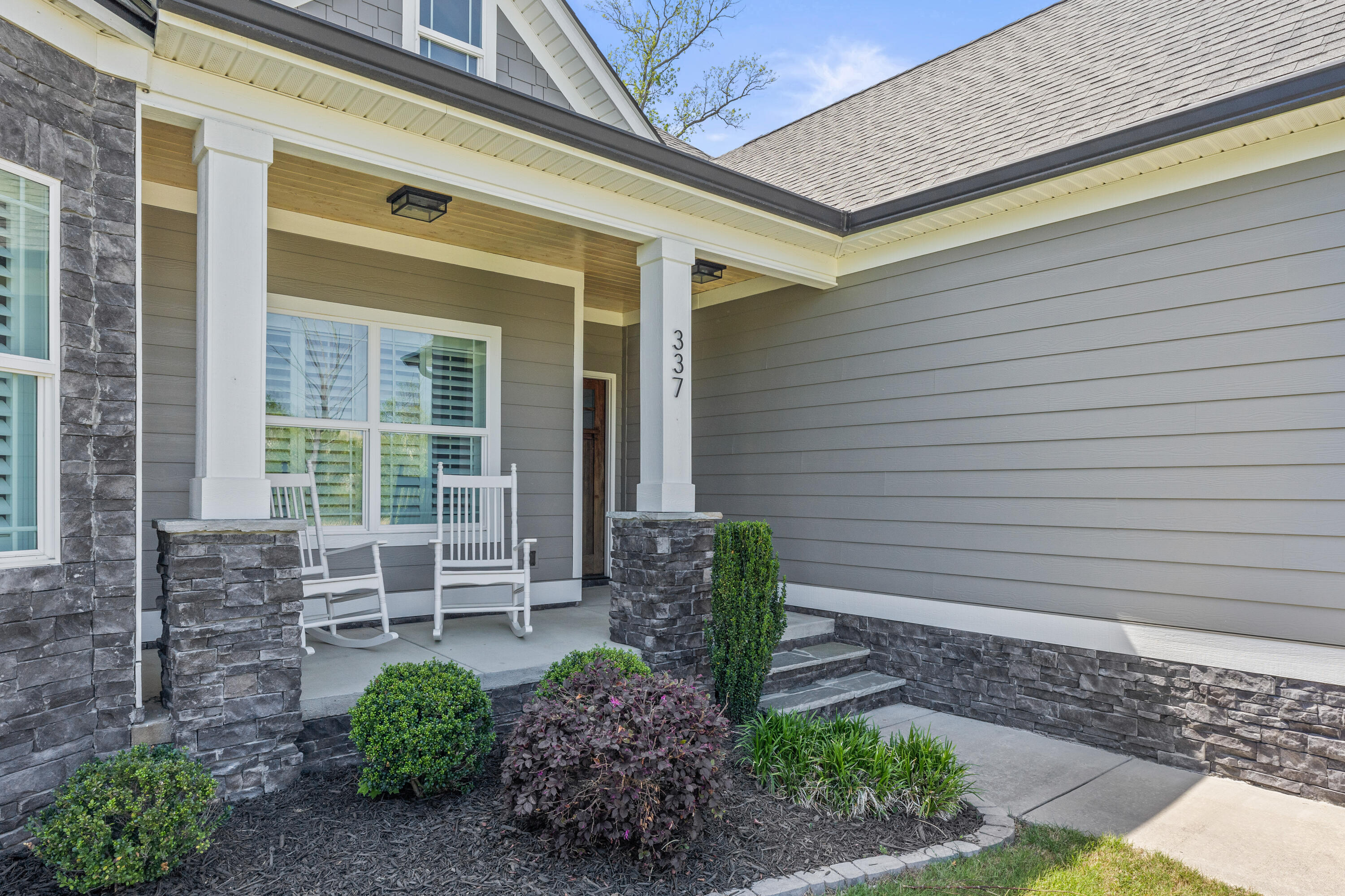 337 Pine Lakes Drive